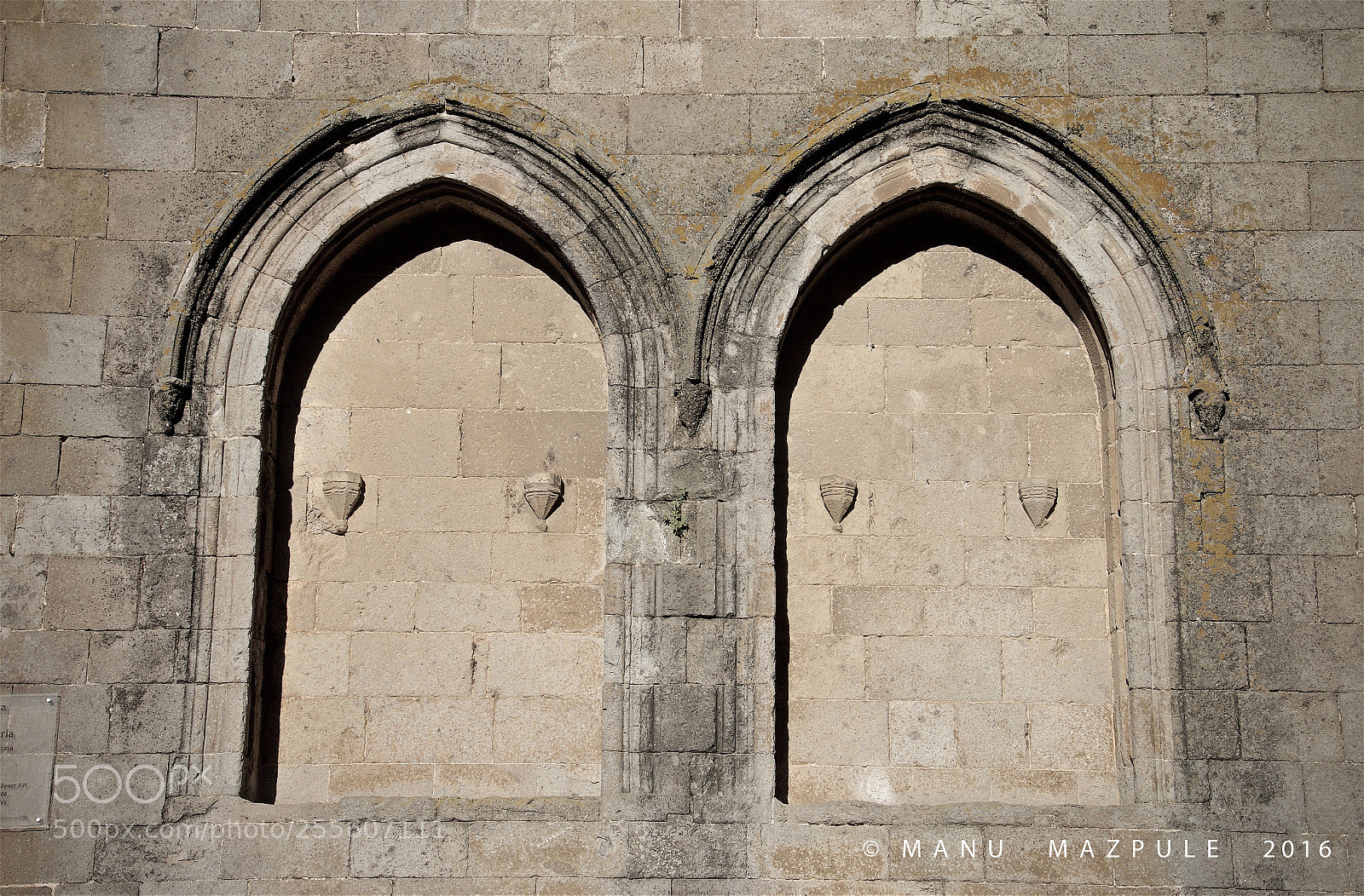 Canon EOS 70D sample photo. 321. girona. catalunya... no passing... photography