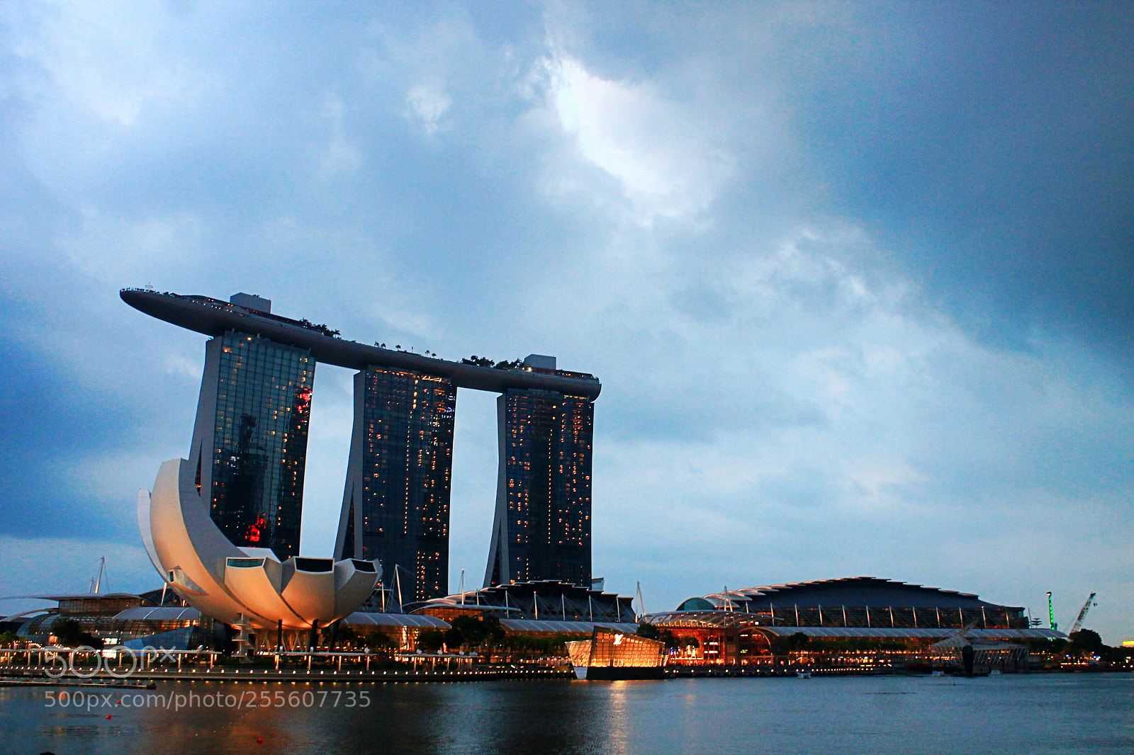Canon EOS 1100D (EOS Rebel T3 / EOS Kiss X50) sample photo. Singapore's skyline photography