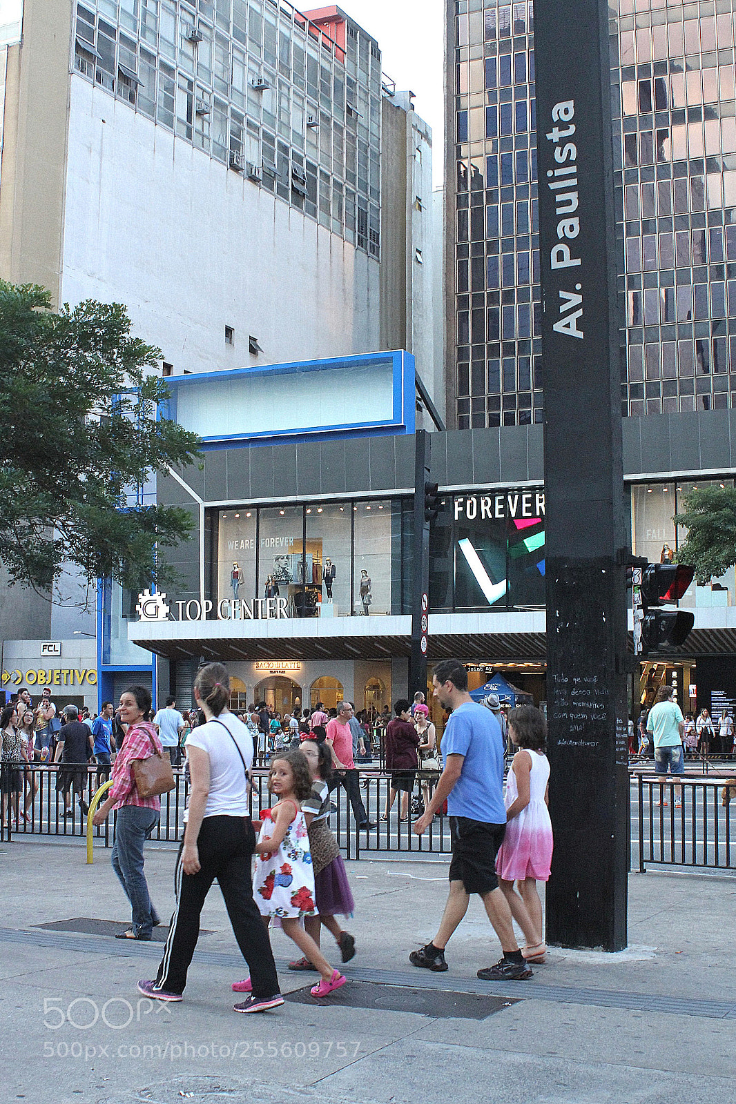 Canon EF 28-80mm f/3.5-5.6 sample photo. Av. paulista photography