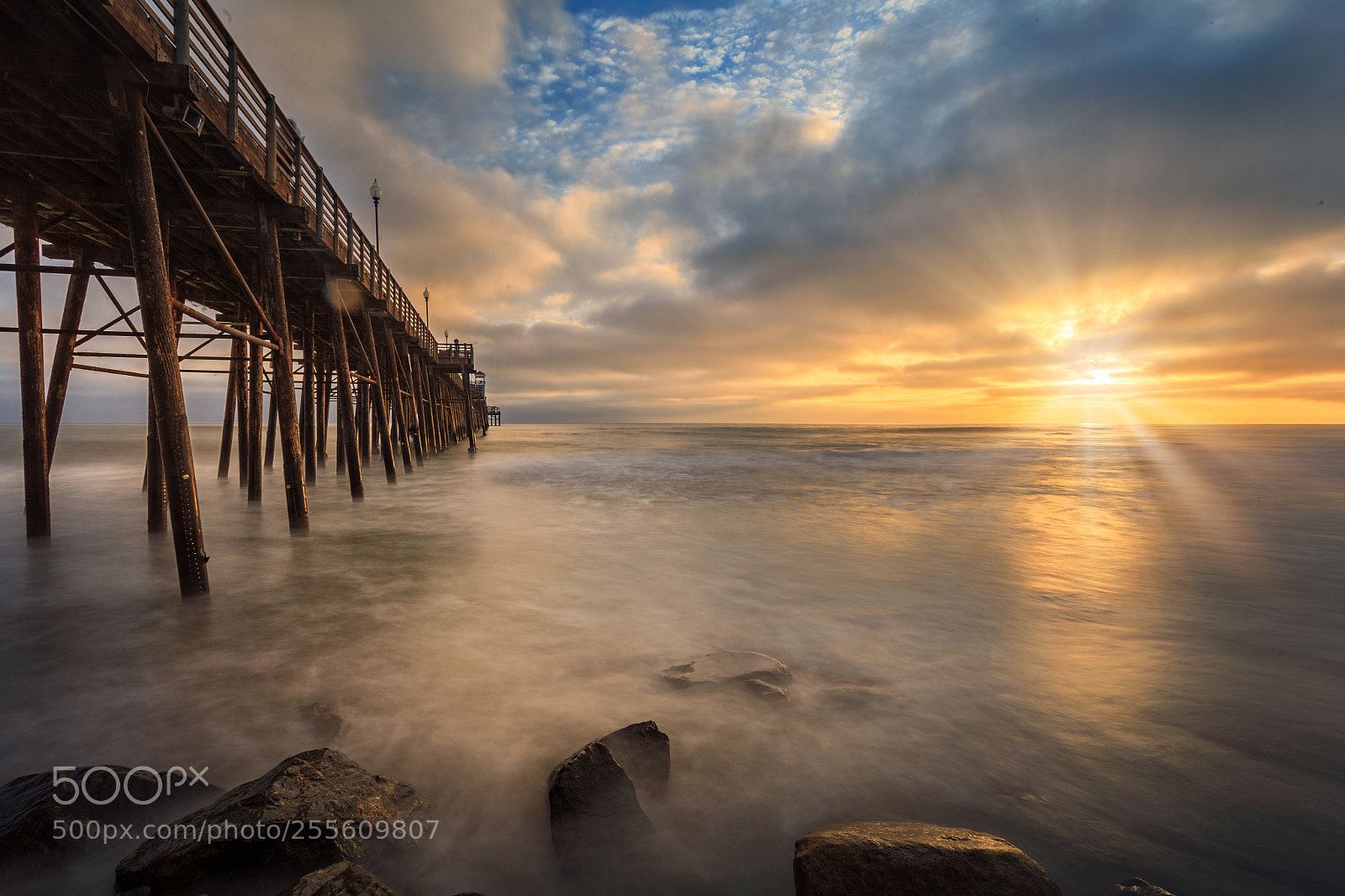 Canon EOS 5D Mark II sample photo. Rays@pier photography