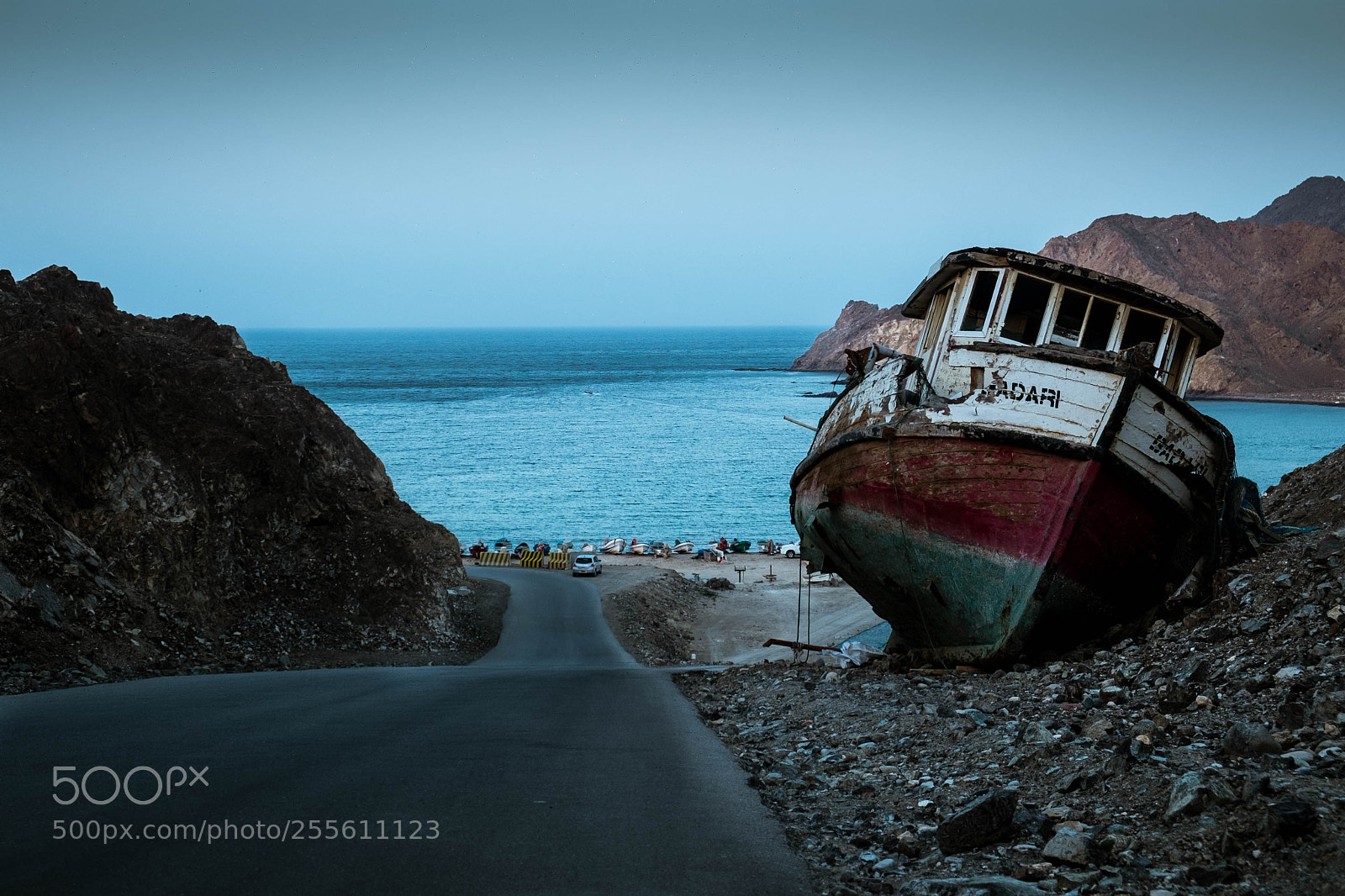 Fujifilm X-E1 sample photo. Grounded boat. photography