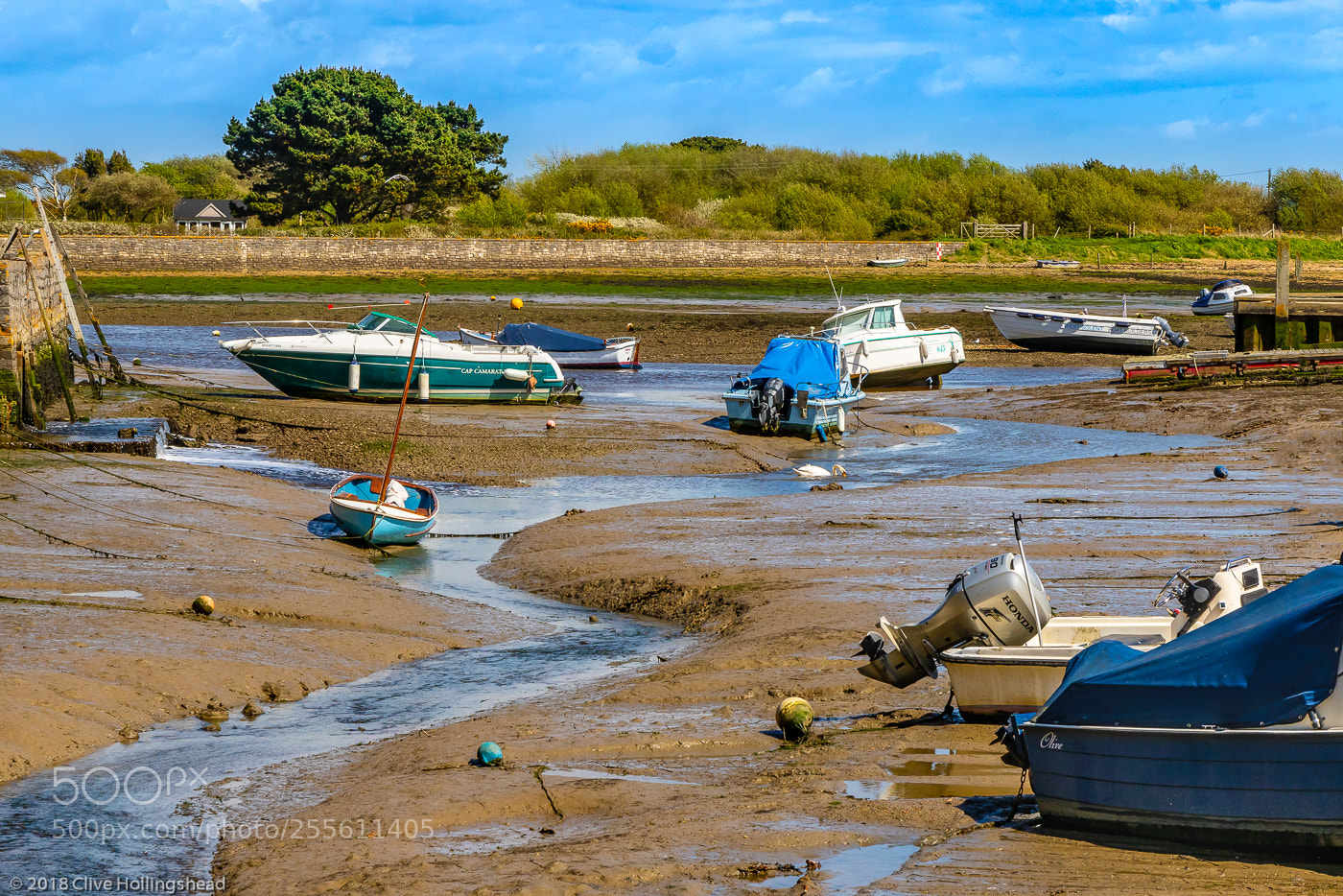 Canon EOS 7D Mark II sample photo. Waiting for the tide photography