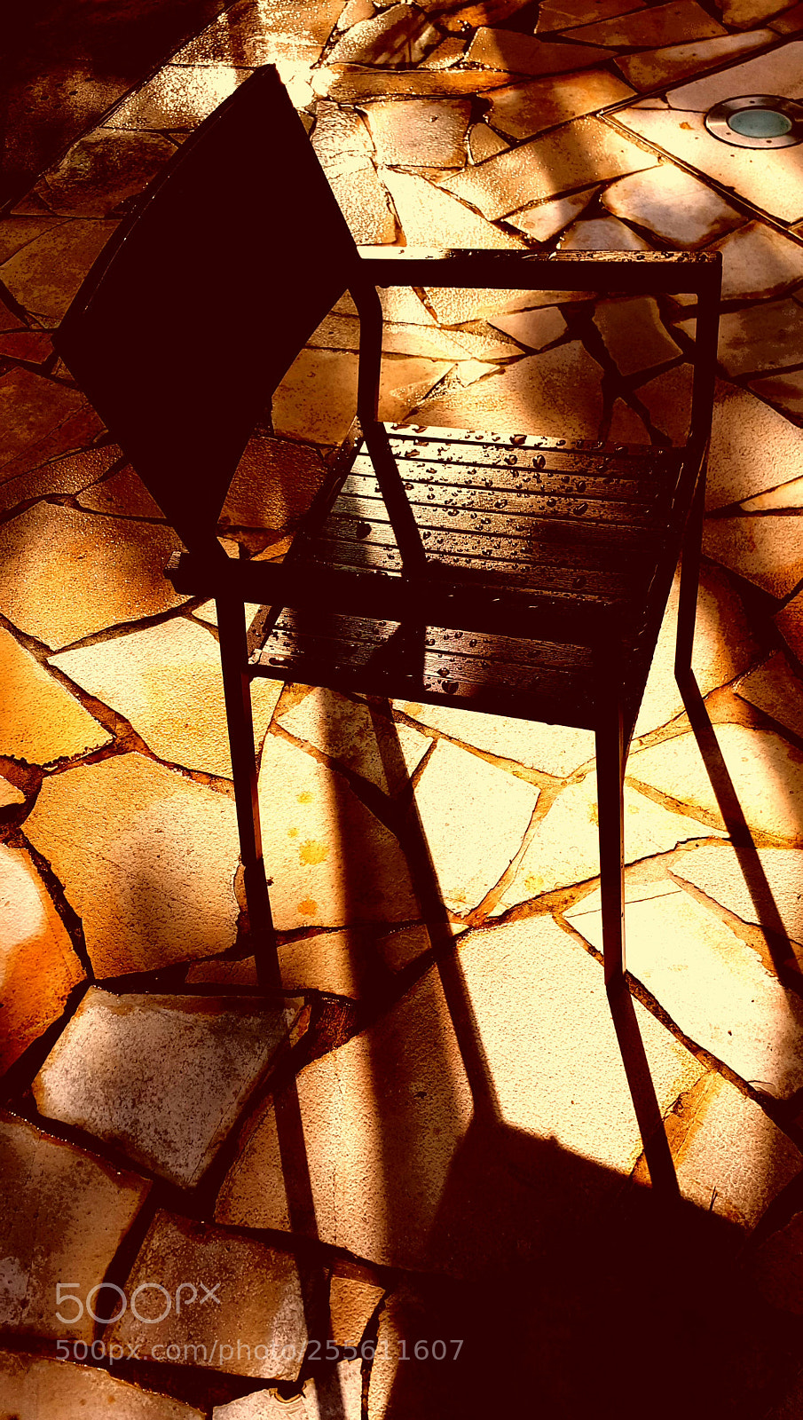 Samsung Galaxy Note4 sample photo. Wet chair photography