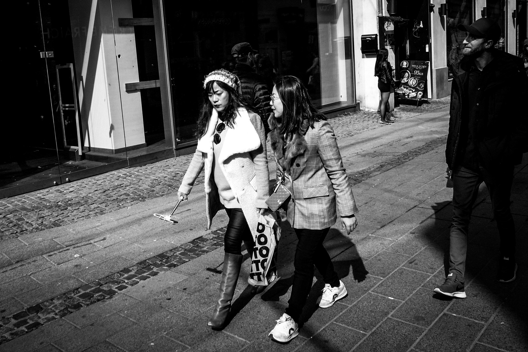 Ricoh GR DIGITAL 2 sample photo. Strøget, copenhagen photography
