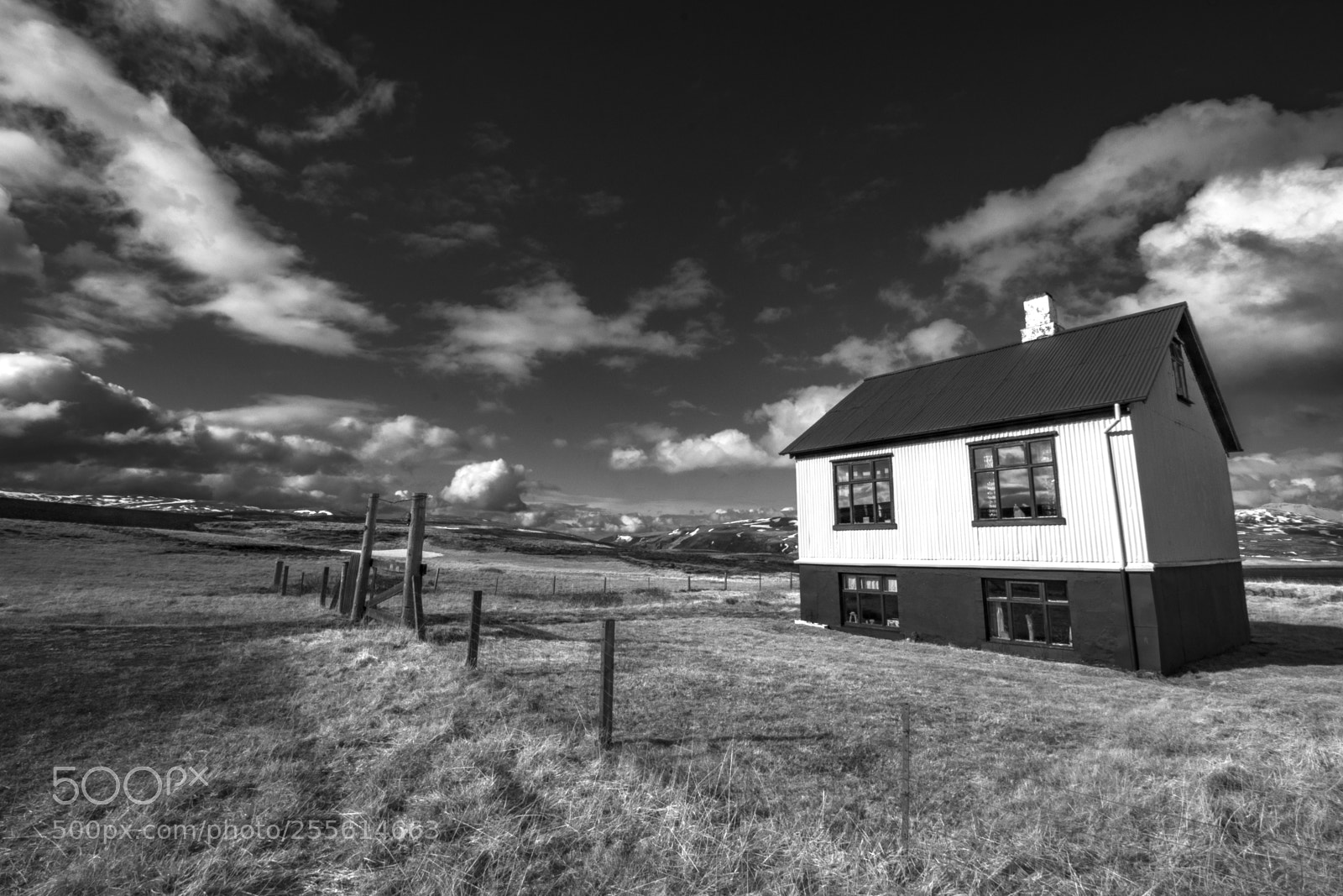Canon EOS 80D sample photo. House and fence photography