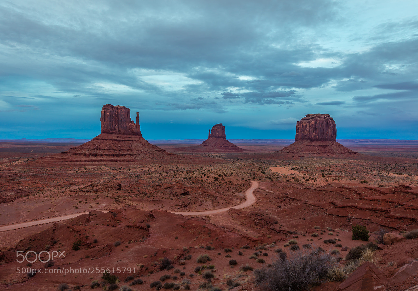 Canon EOS 5DS R sample photo. Monument valley sky photography