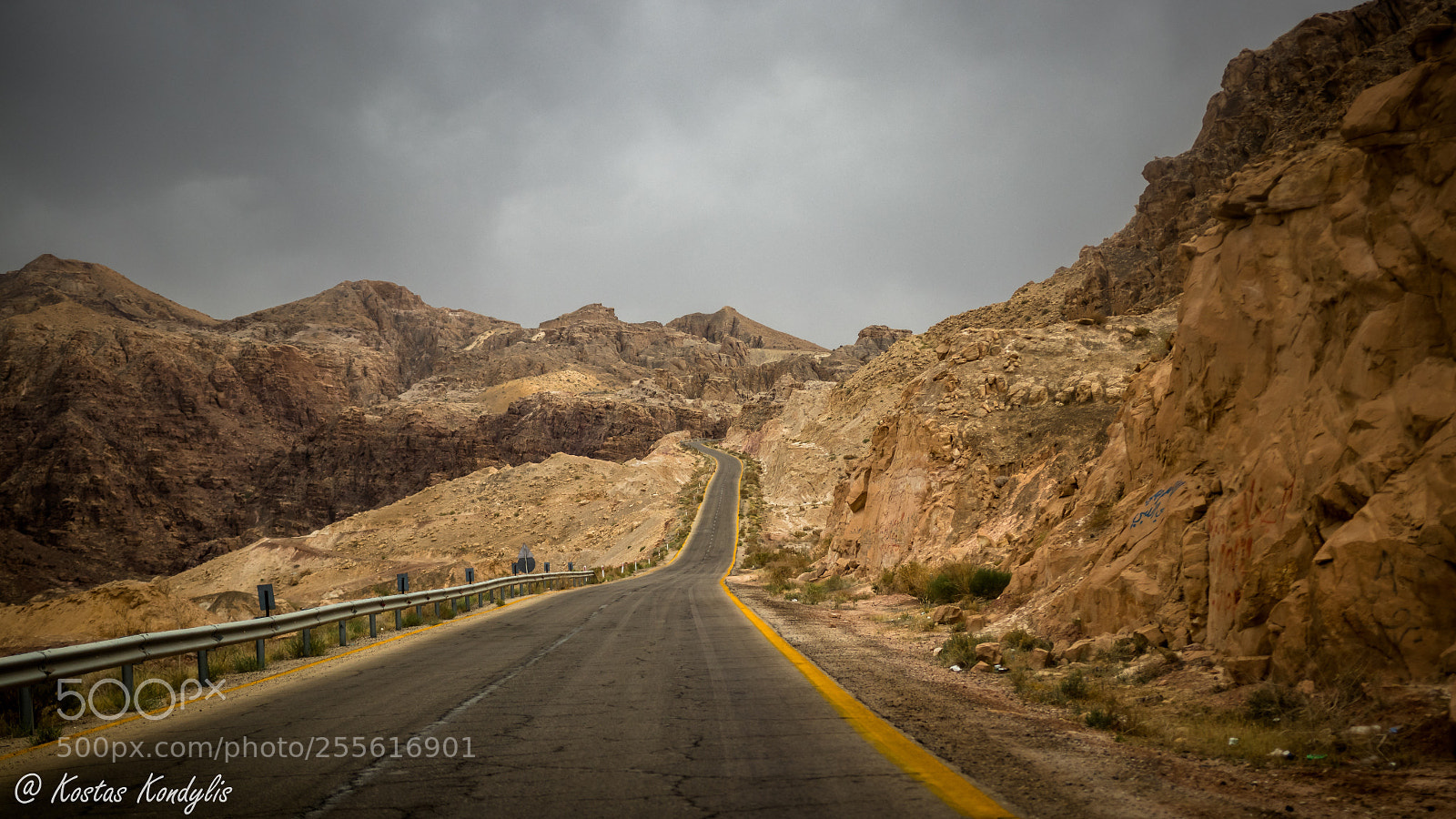 Canon EOS 80D sample photo. Road to petra photography