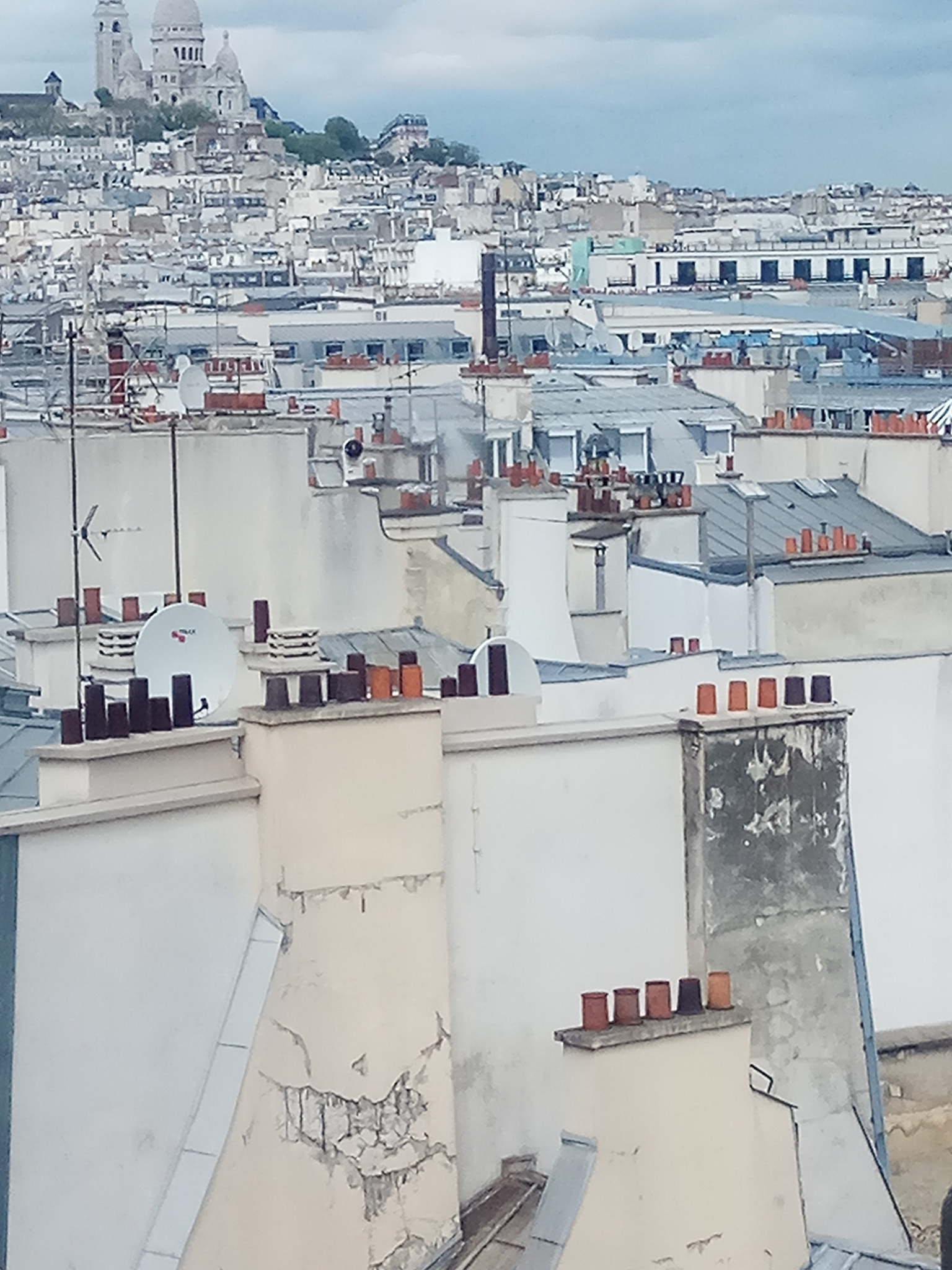Xiaomi Redmi Note 4X sample photo. Dur les toits de paris photography