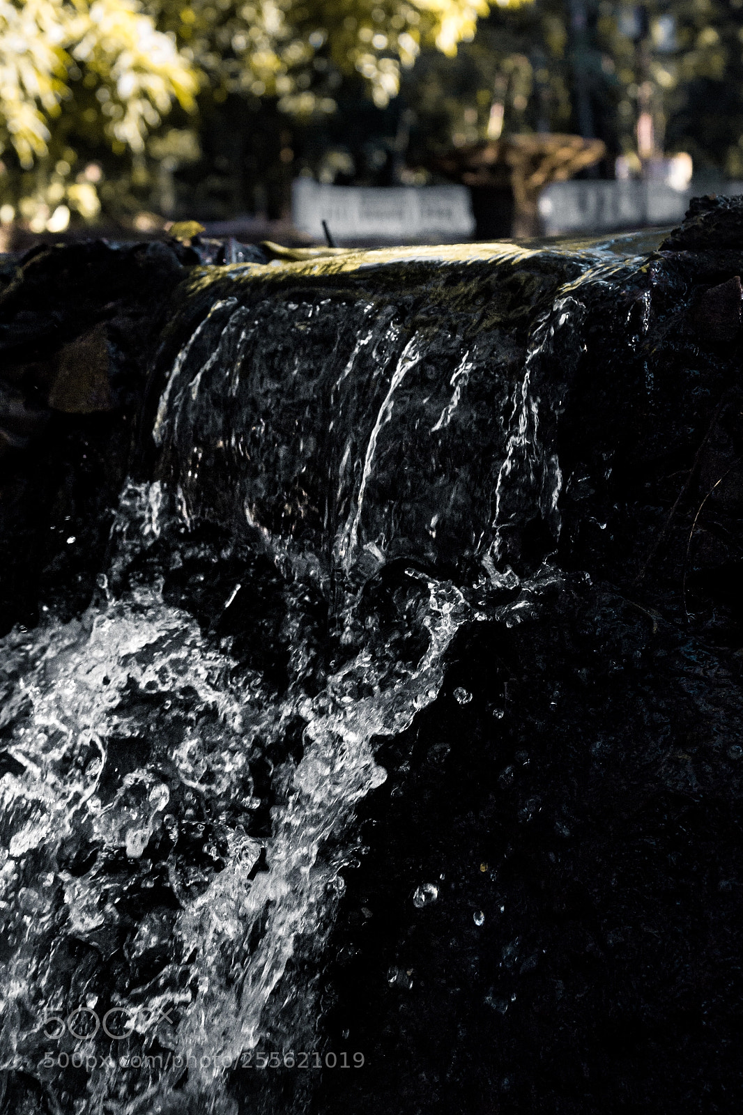 Canon EOS 1200D (EOS Rebel T5 / EOS Kiss X70 / EOS Hi) sample photo. Falling water photography