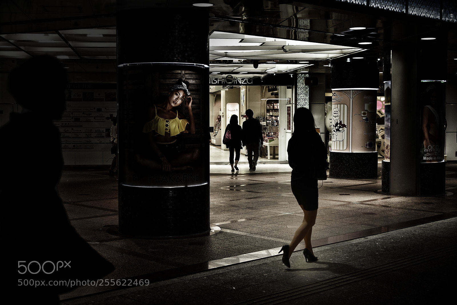 Nikon D600 sample photo. Urban street at night photography