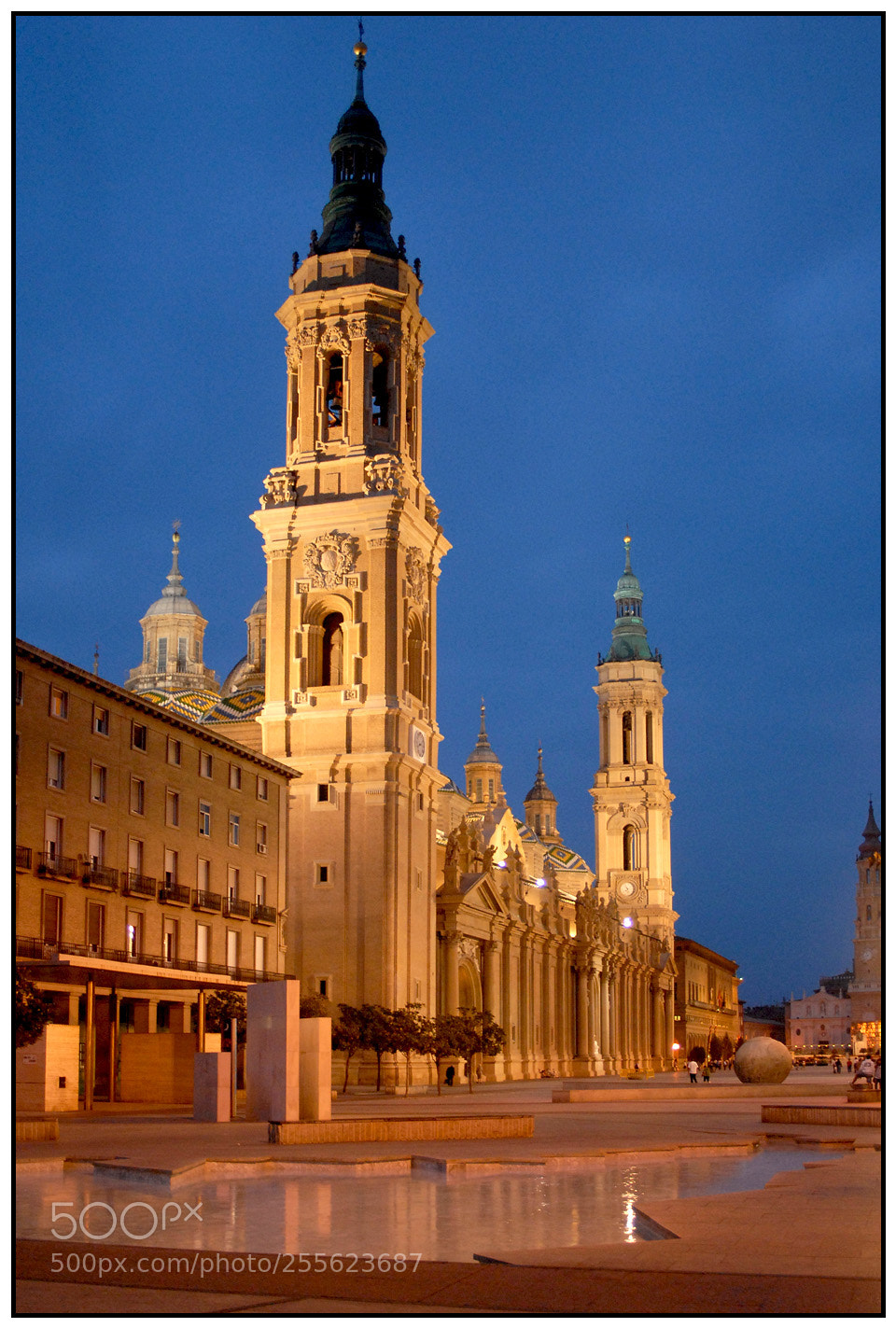 Nikon D200 sample photo. Zaragoza photography