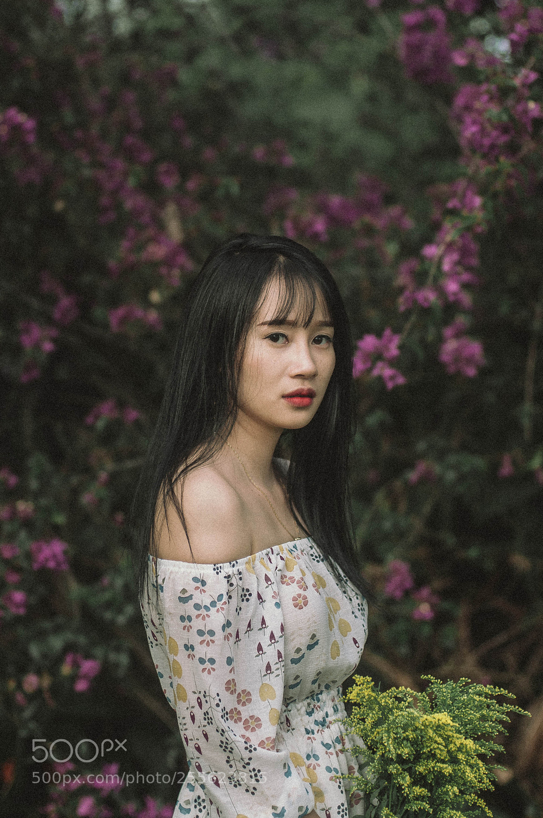 Nikon D300 sample photo. Portrait of hang photography