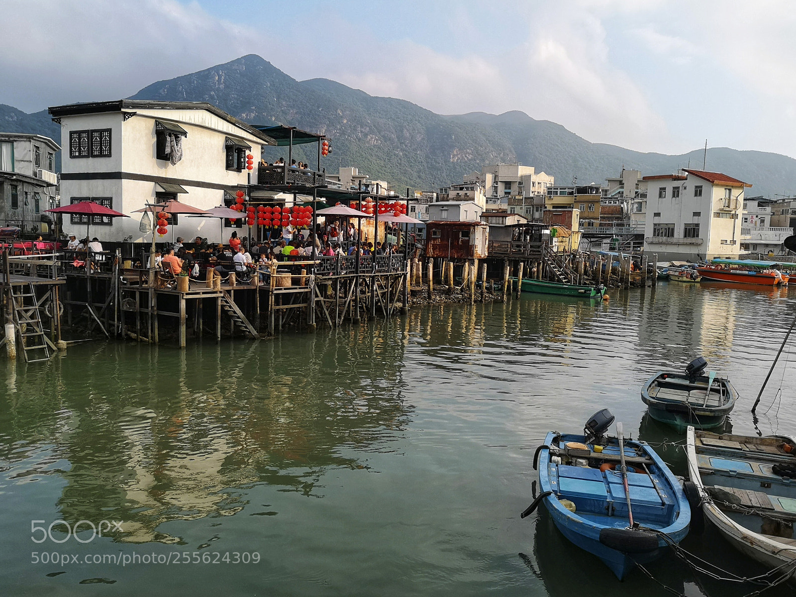HUAWEI CLT-L29 sample photo. Untitled photography