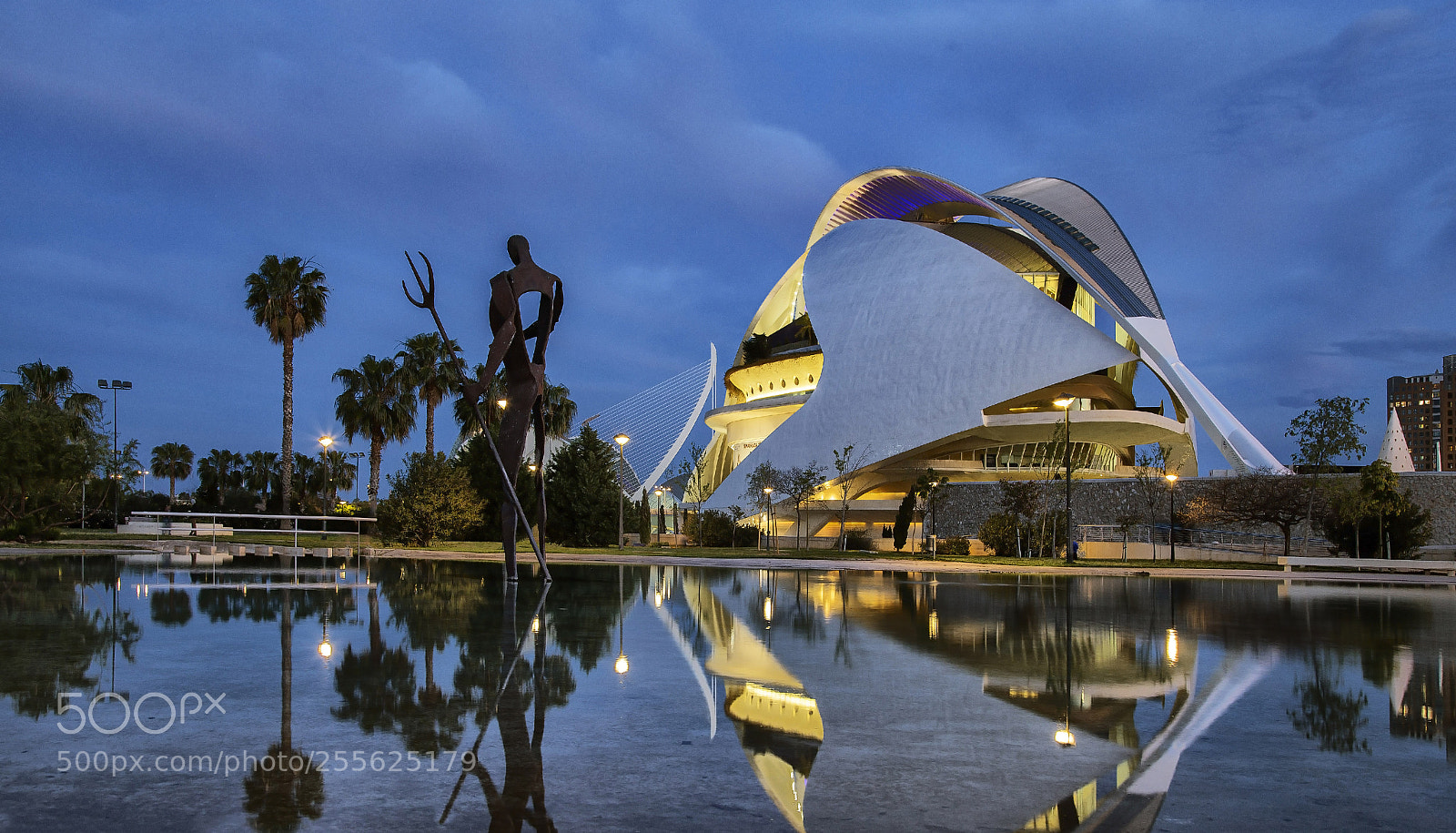 Canon EOS 6D sample photo. Palacio de las artes photography