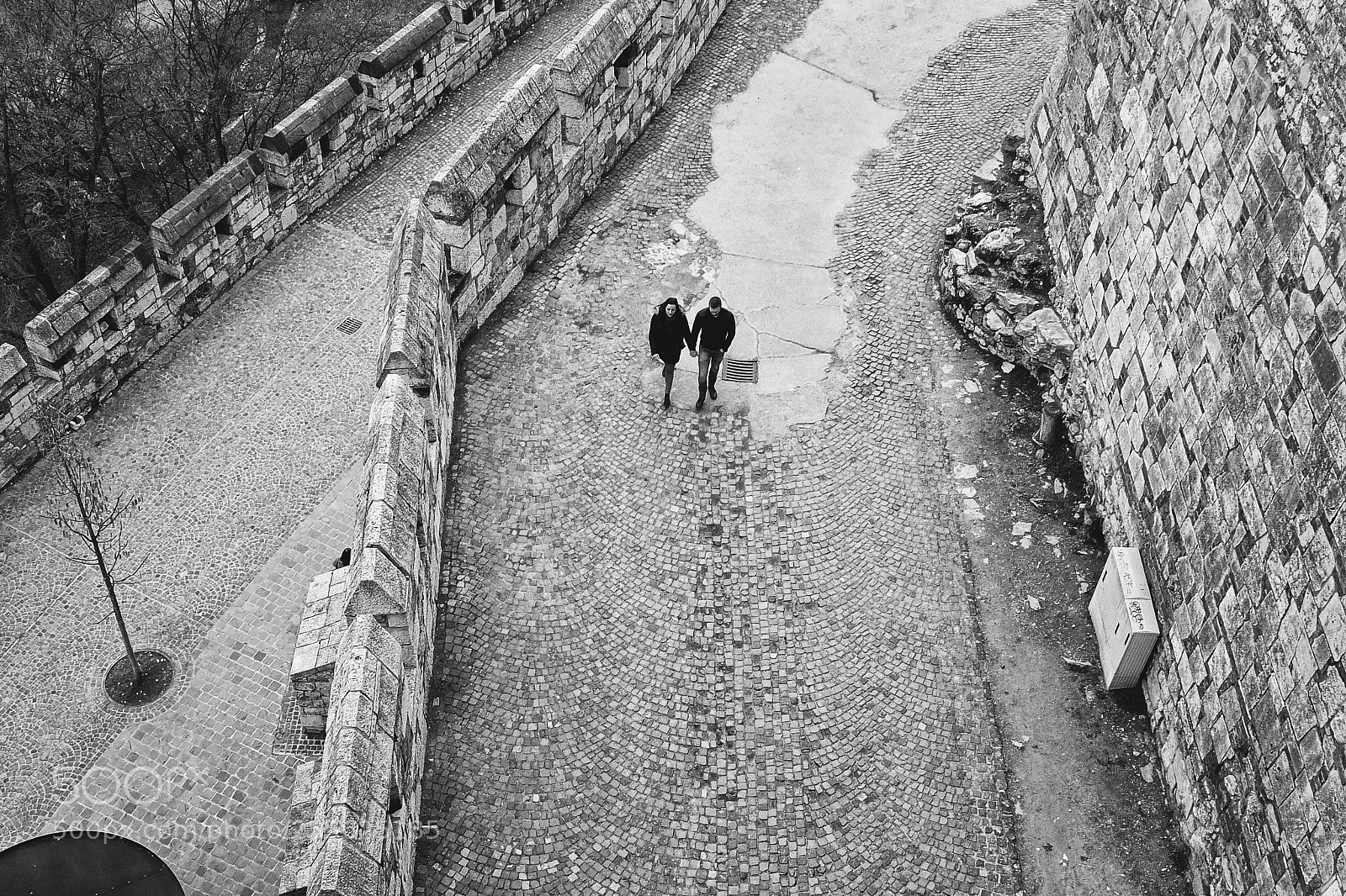 Fujifilm X10 sample photo. Stone walls photography