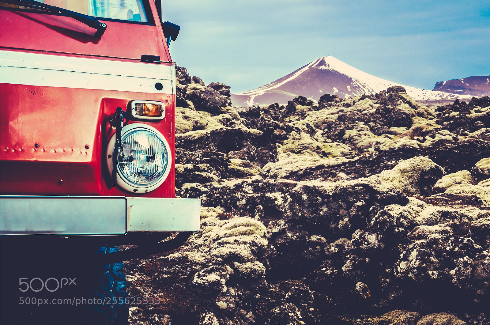Sony Cyber-shot DSC-RX10 III sample photo. Glacier truck in iceland photography