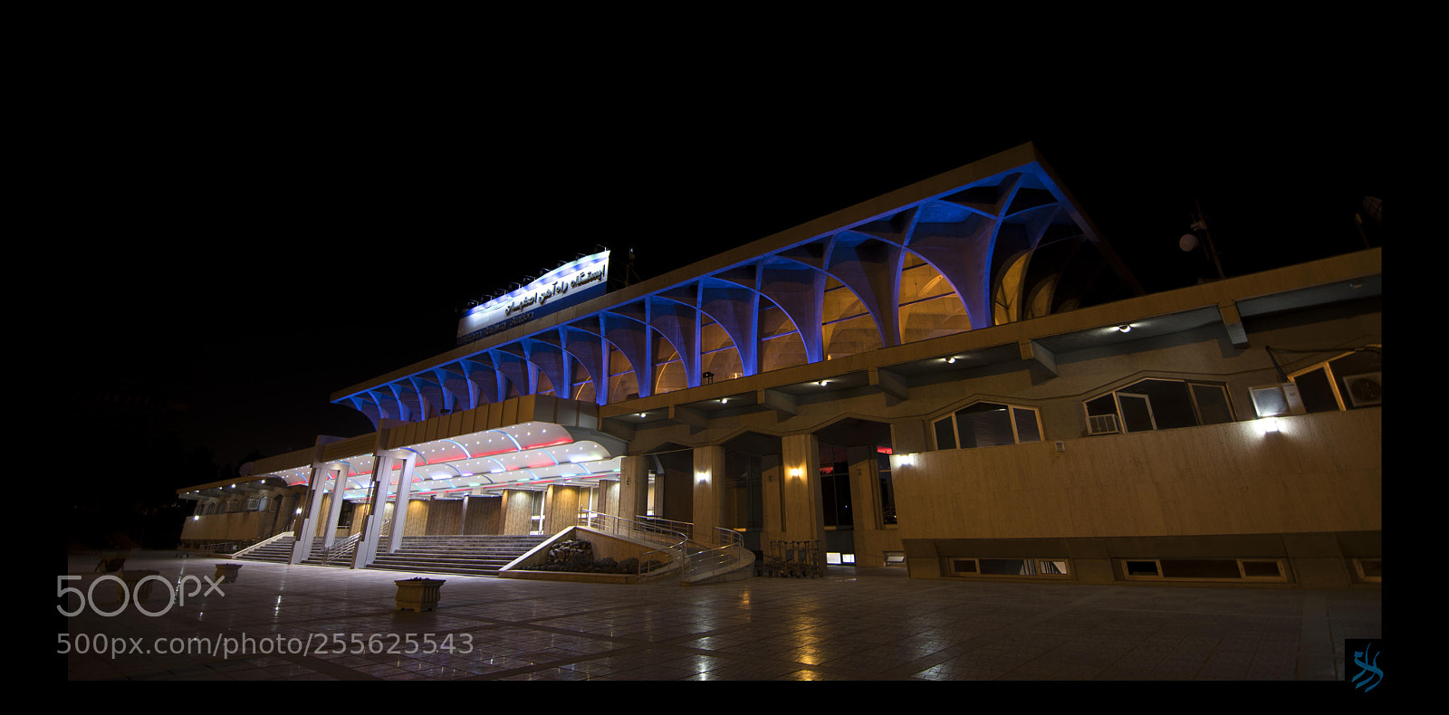 Nikon D500 sample photo. Esfahan railway station photography