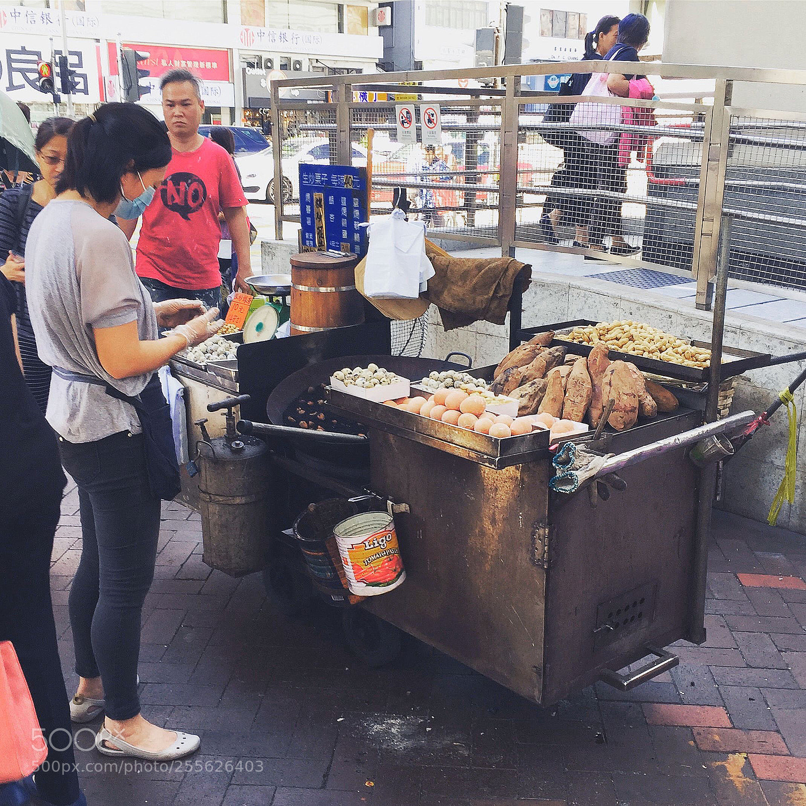 Apple iPhone 6 sample photo. Hong kong - mongkok photography