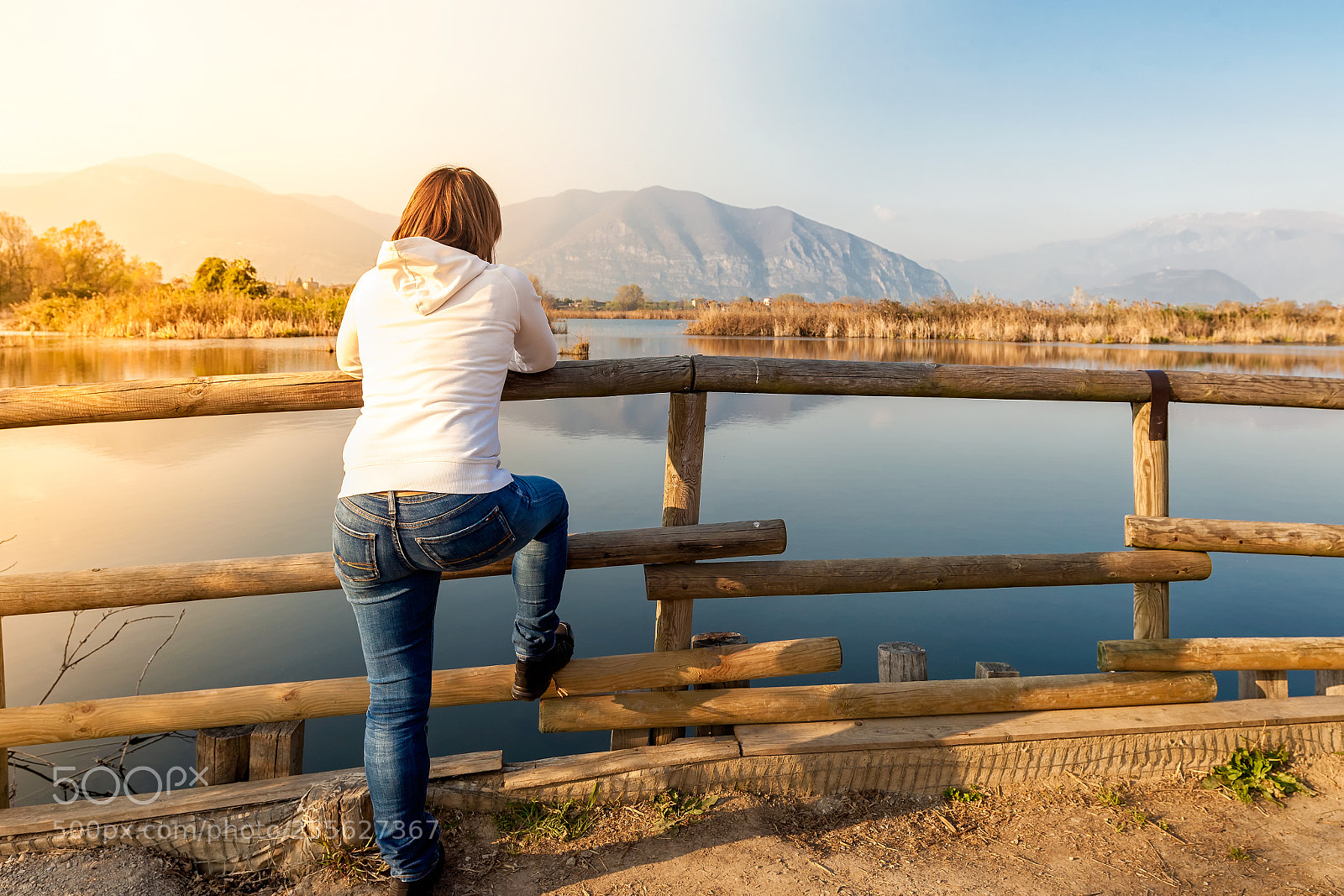 Canon EOS 5D Mark II sample photo. The girl watches the photography