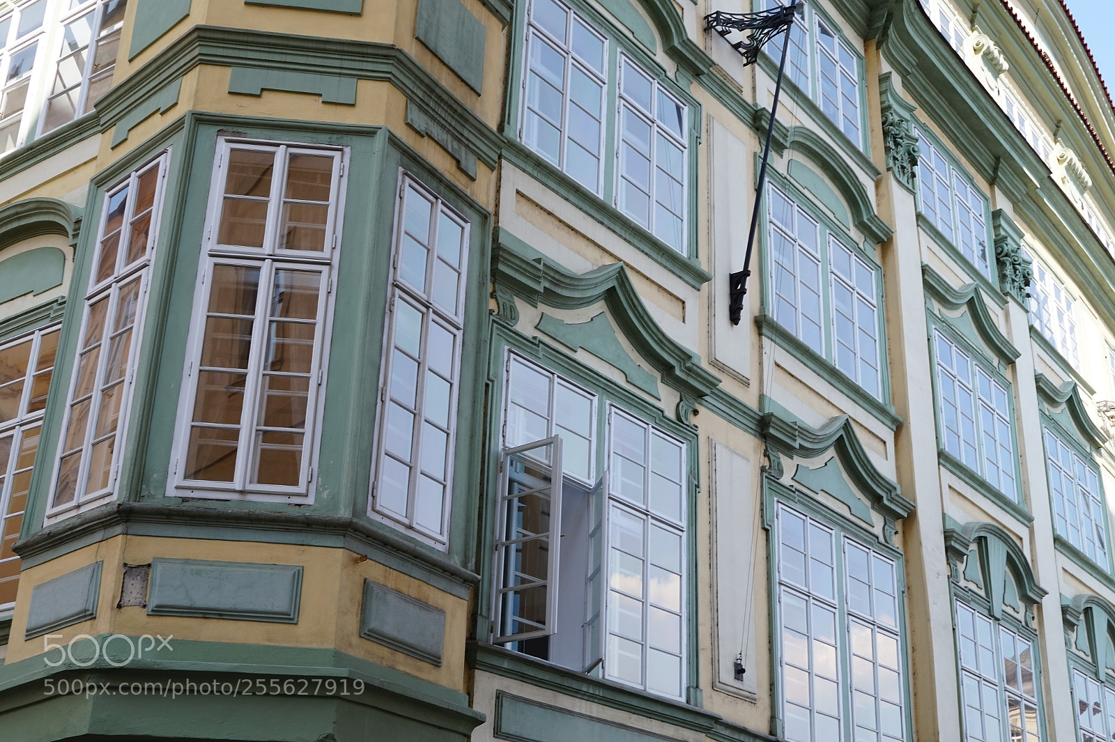 Sony Alpha a5000 (ILCE 5000) sample photo. Prague photography