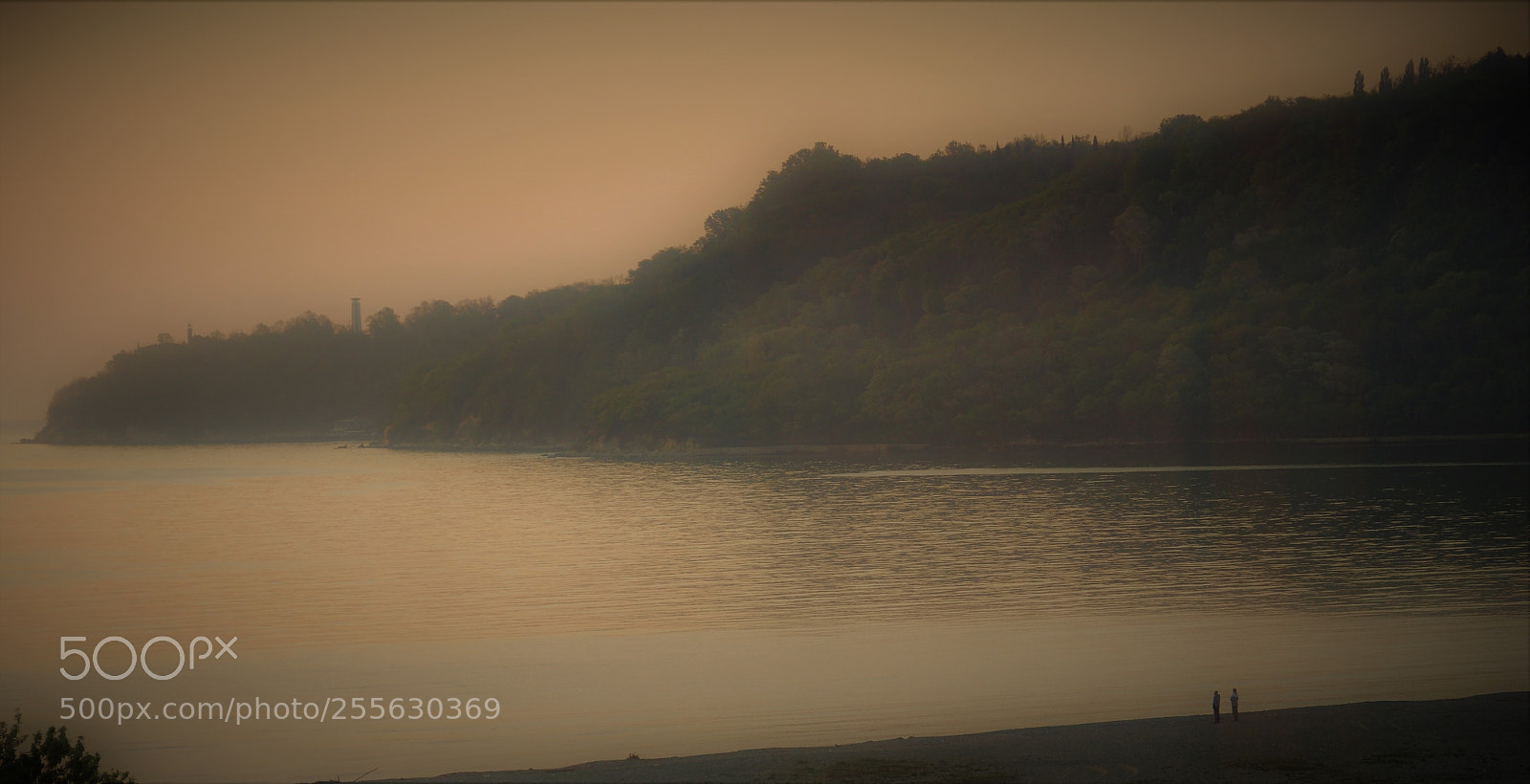 Nikon D90 sample photo. Waiting for the sunrise photography