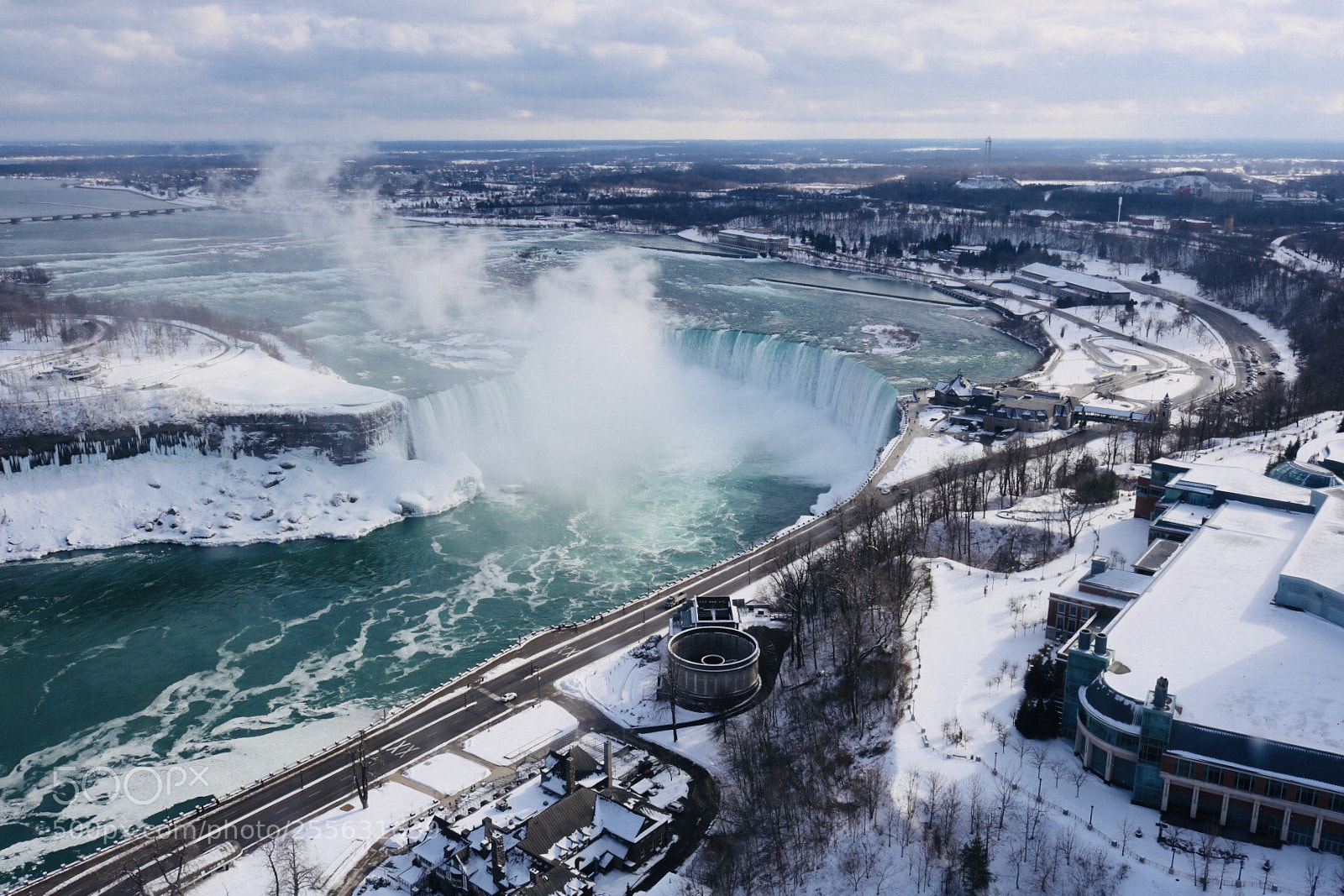 Canon EOS 750D (EOS Rebel T6i / EOS Kiss X8i) sample photo. The niagara falls photography