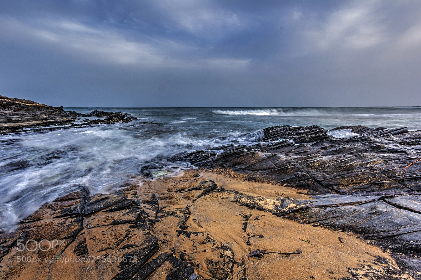 Canon EOS 550D (EOS Rebel T2i / EOS Kiss X4) sample photo. Rocas y olas photography