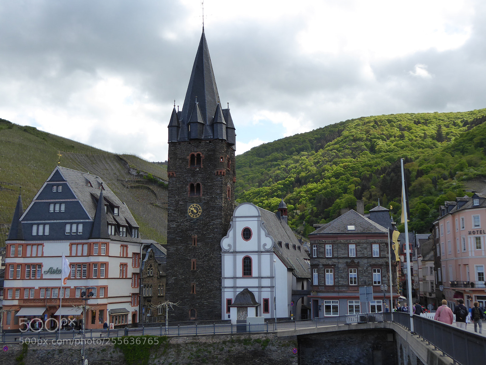 Panasonic Lumix DMC-ZS50 (Lumix DMC-TZ70) sample photo. St. michael's church bernkastel-kues photography