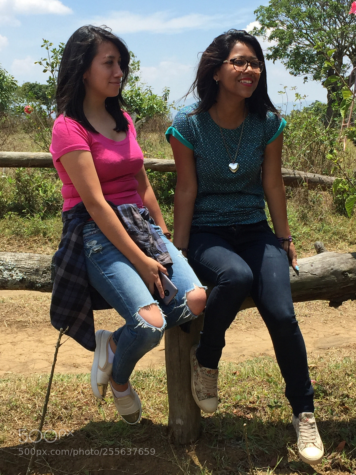 Apple iPhone 6 sample photo. Amigas ? photography