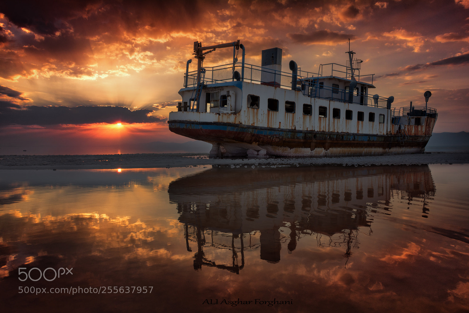 Nikon D7100 sample photo. Old ship on urmia photography