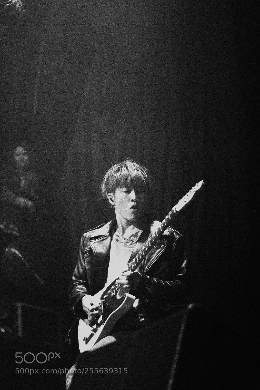 Canon EOS 550D (EOS Rebel T2i / EOS Kiss X4) sample photo. Miyavi photography