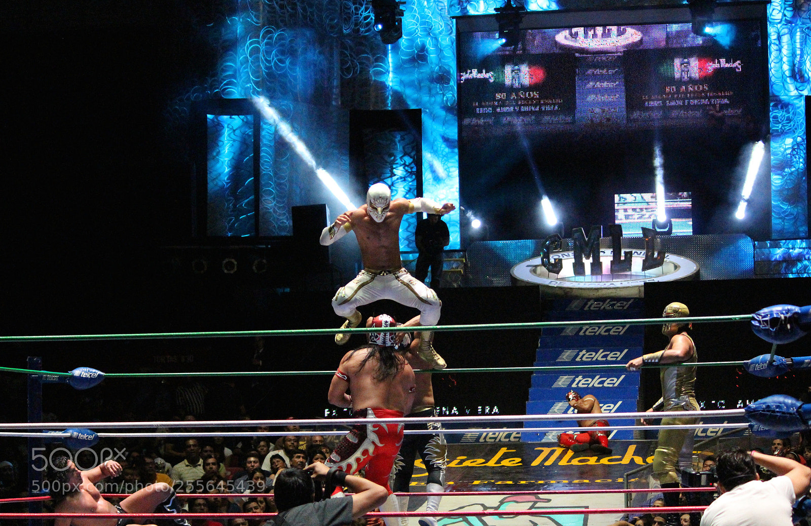 Canon EOS 650D (EOS Rebel T4i / EOS Kiss X6i) sample photo. Lucha libre  photography