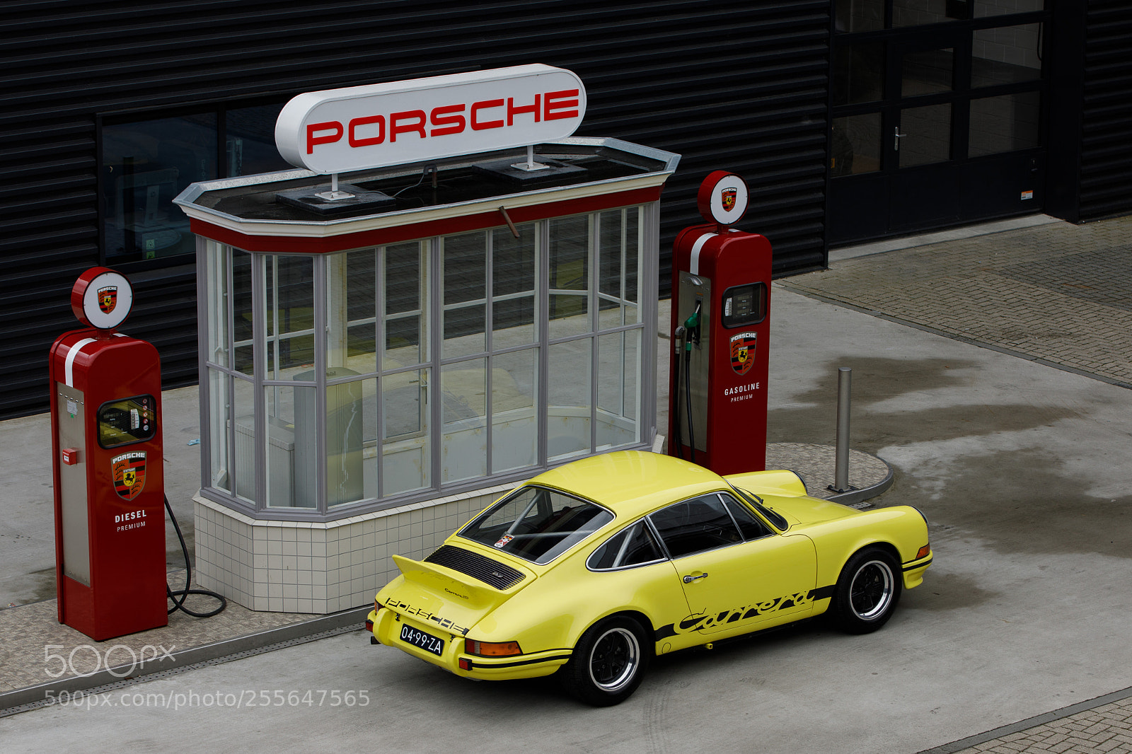 Canon EOS 5D Mark IV sample photo. Porsche 911 rs 2.7 photography