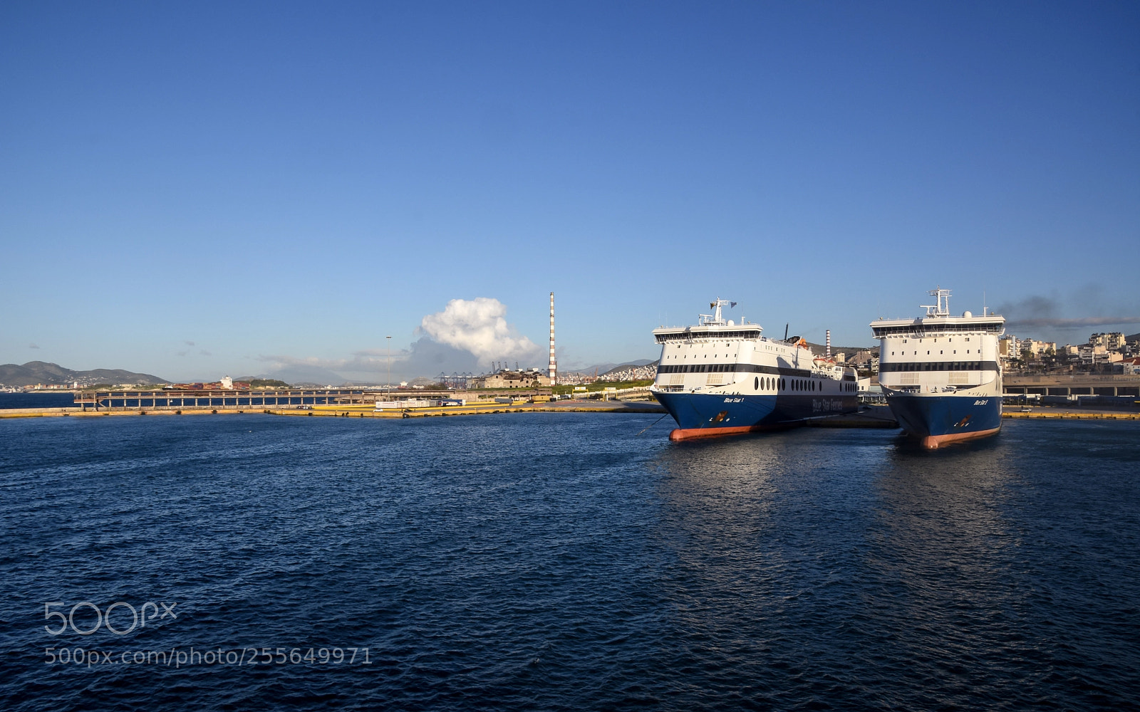 Nikon D7200 sample photo. Blue star ferries in photography
