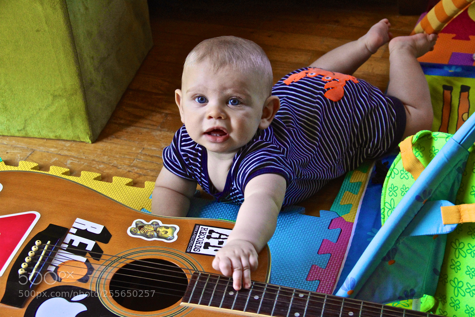 Canon EOS 60D sample photo. ...and luc on guitar photography