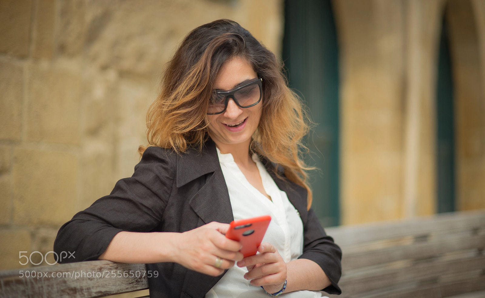 Leica M (Typ 240) sample photo. Happiness with cell phone... photography
