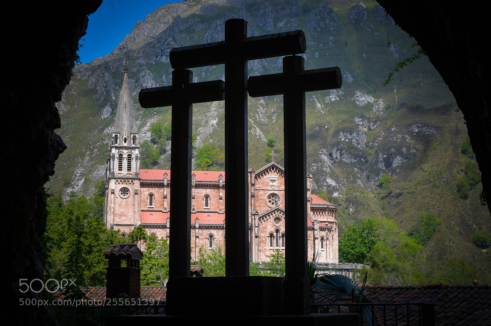 Nikon D3200 sample photo. Basílica de covadonga photography