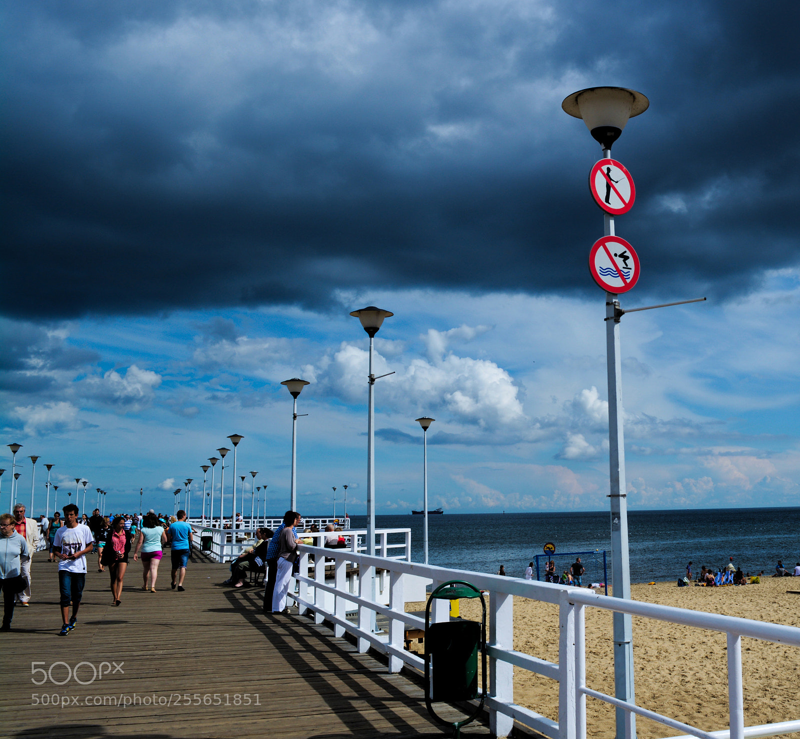 Nikon D5200 sample photo. Stormy photography