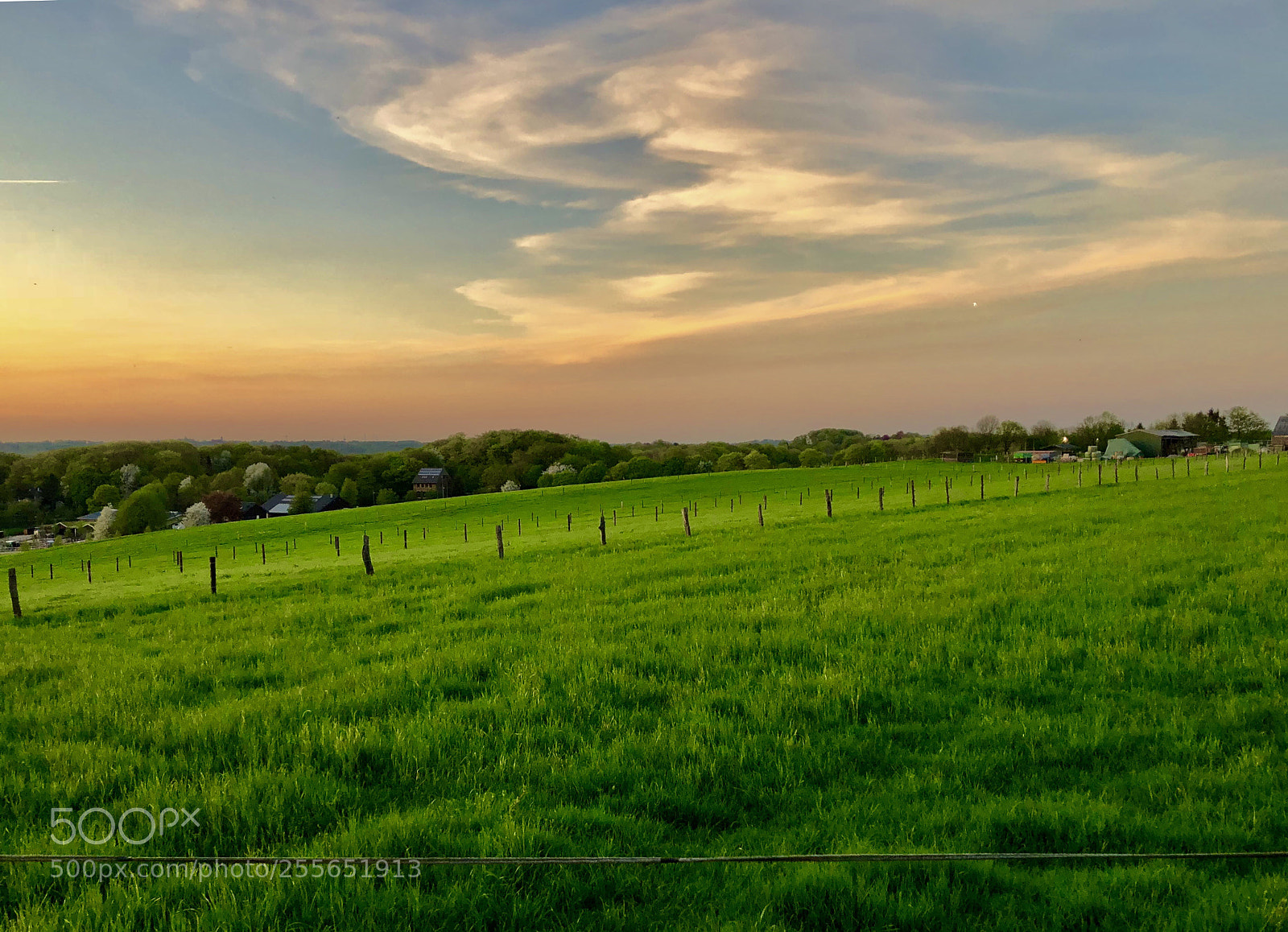 Apple iPhone 8 sample photo. Sunset towards essen photography