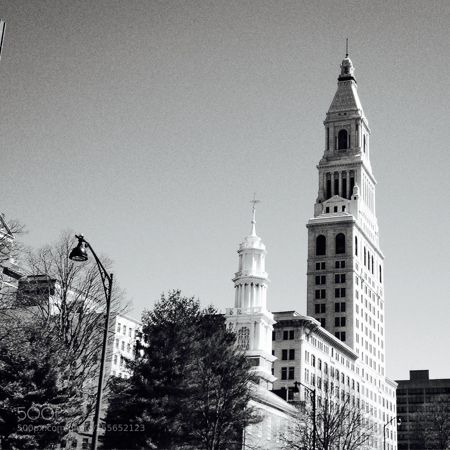 Apple iPhone 5 sample photo. Hartford travelers tower photography