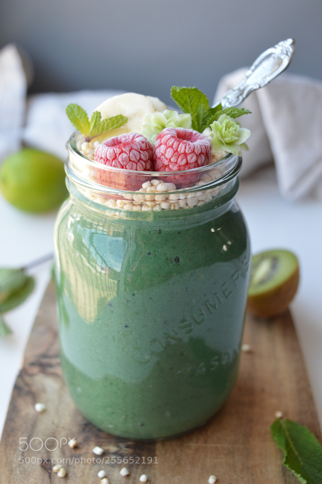 Nikon D3200 sample photo. Green smoothie photography