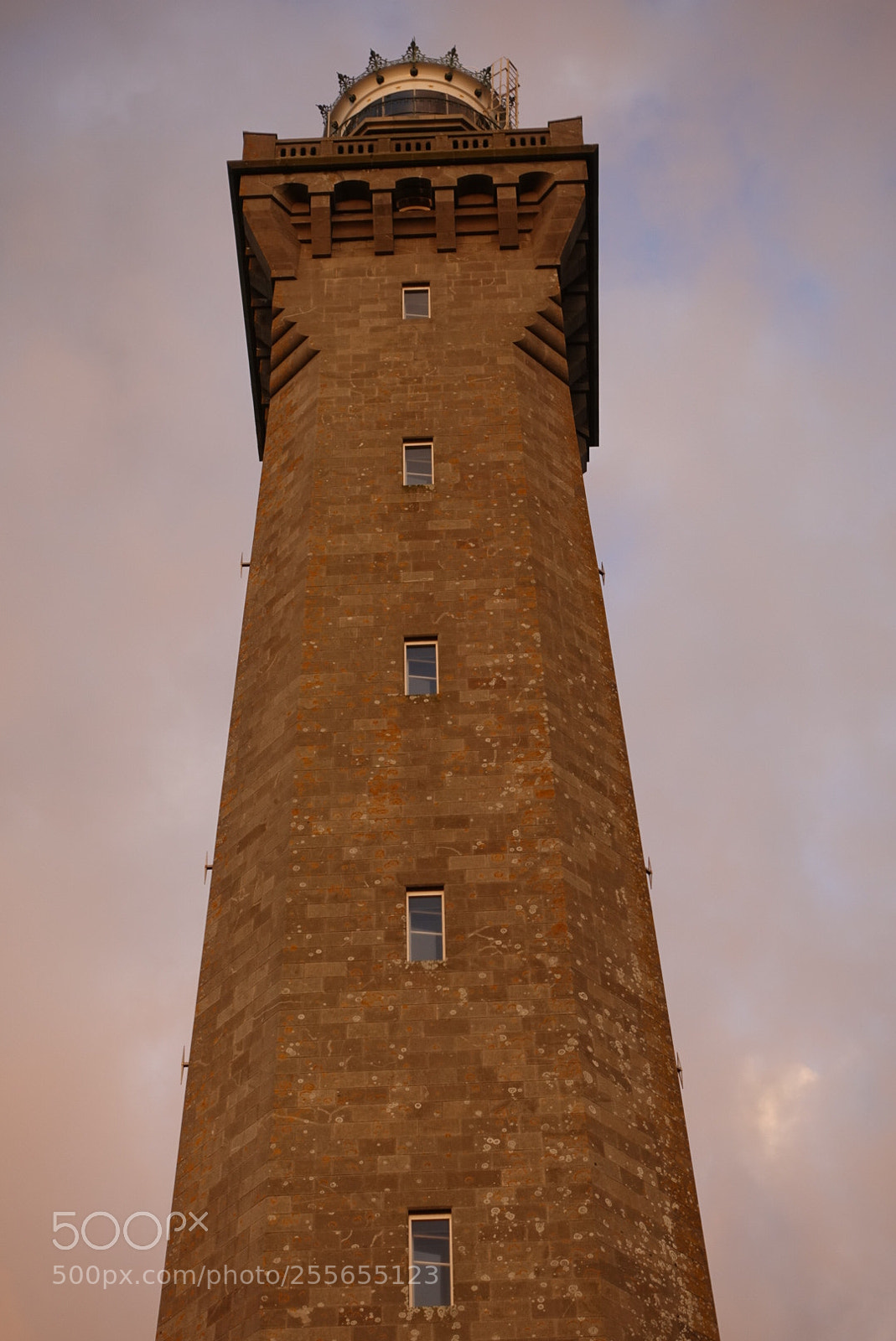 Sony DSC-RX100M5 sample photo. Phare d'eckmühl photography
