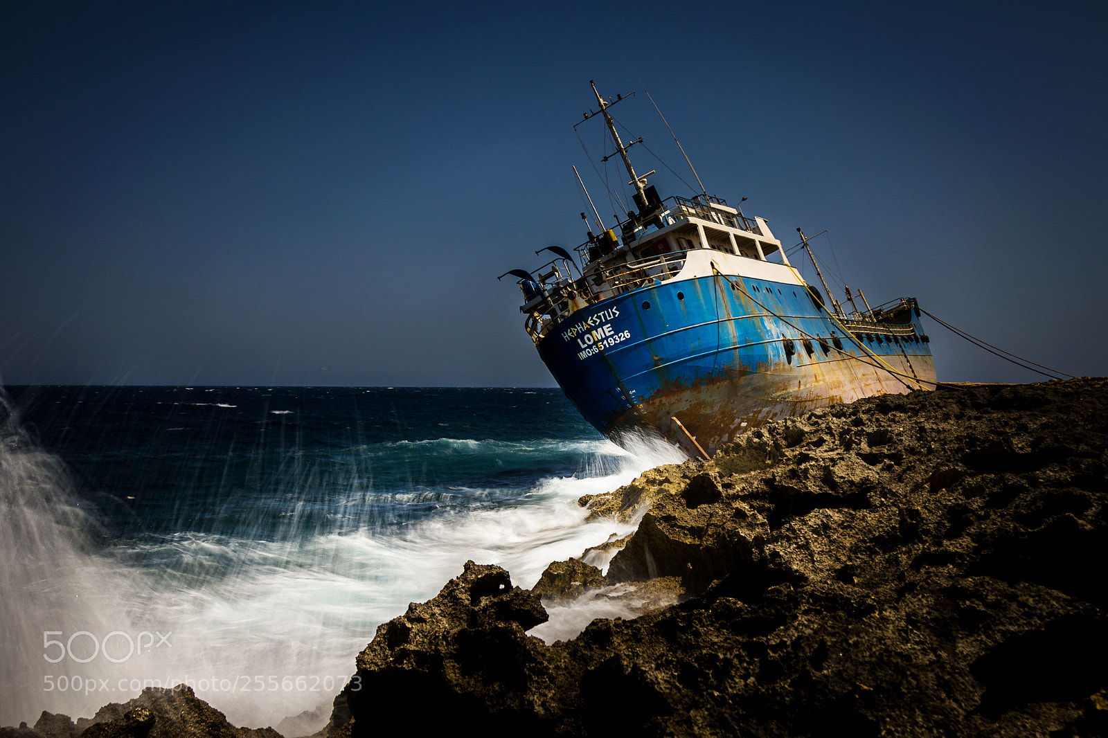 Canon EOS 70D sample photo. The shipwreck photography