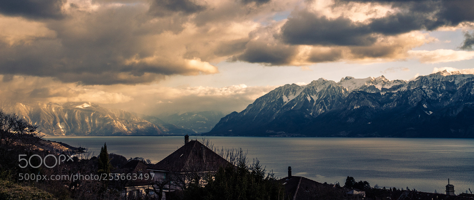 Canon EOS 1300D (EOS Rebel T6 / EOS Kiss X80) sample photo. Lac léman photography