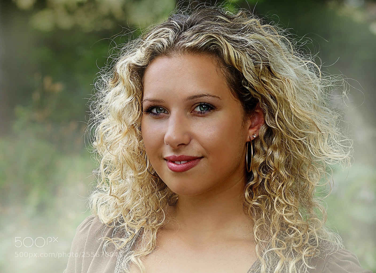 Sony Alpha DSLR-A300 sample photo. Portrait photography
