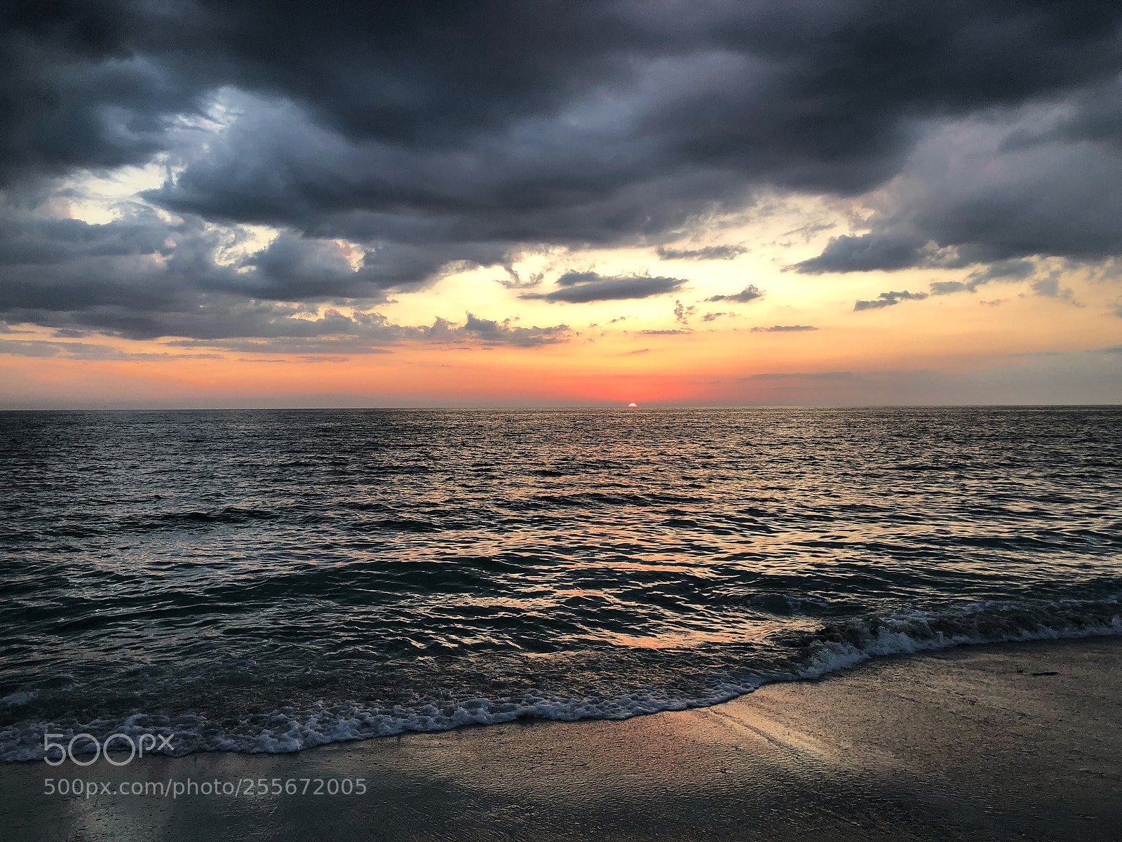 Apple iPhone 8 Plus sample photo. Sunset photography