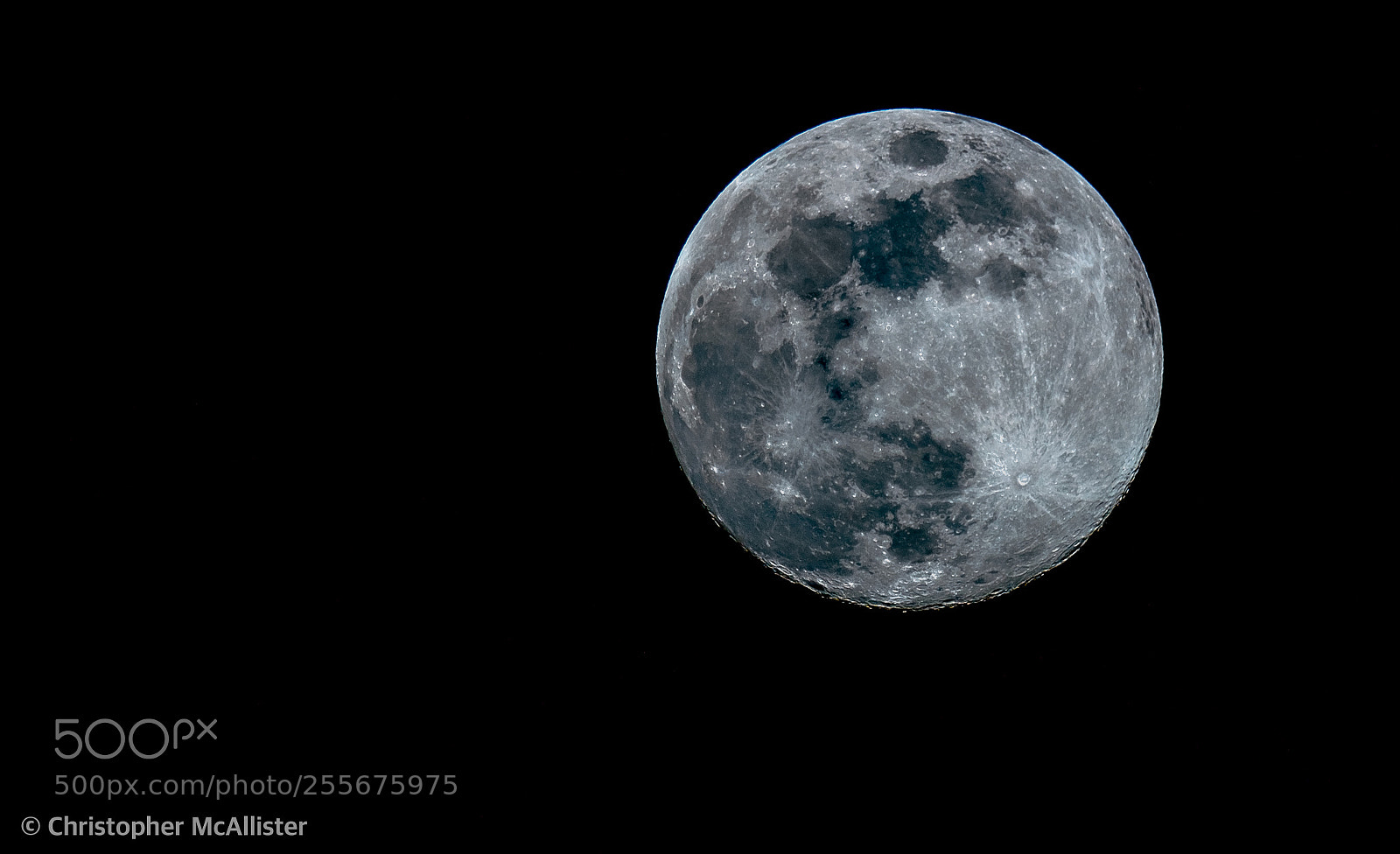 Canon EOS 5DS R sample photo. April: pink moon photography