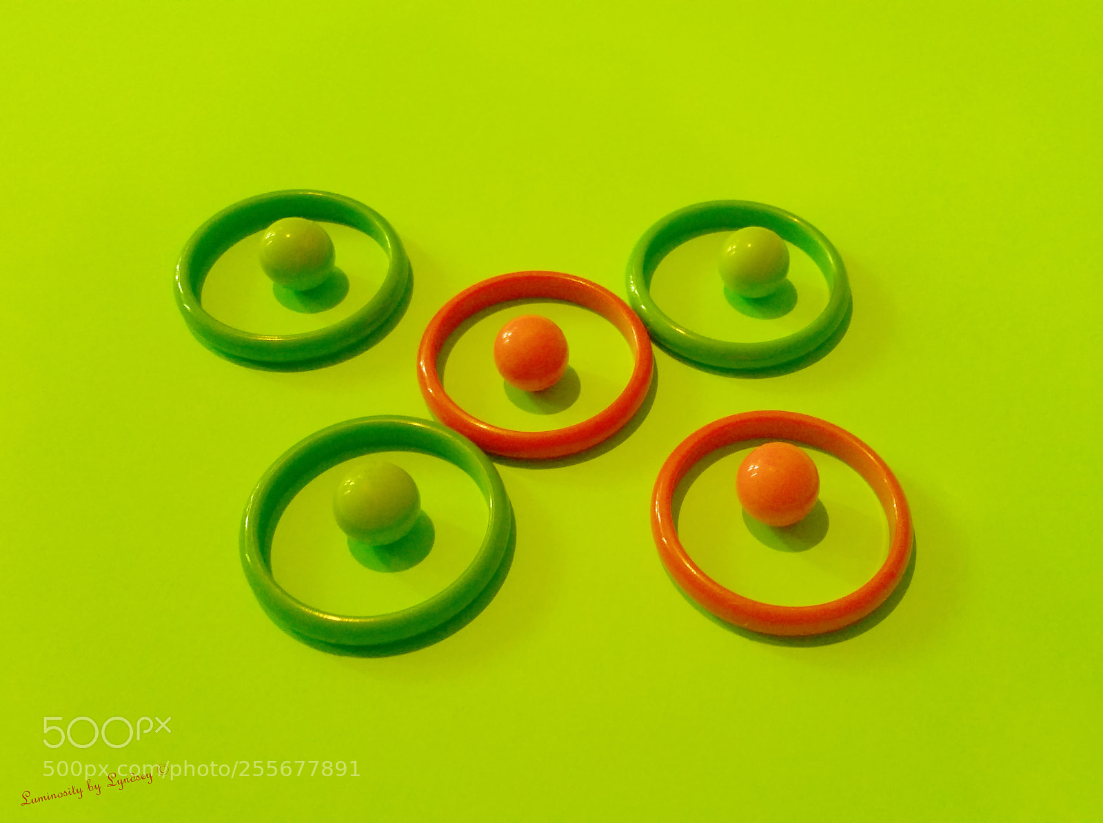 Samsung Galaxy S5 sample photo. Rings & spheres photography