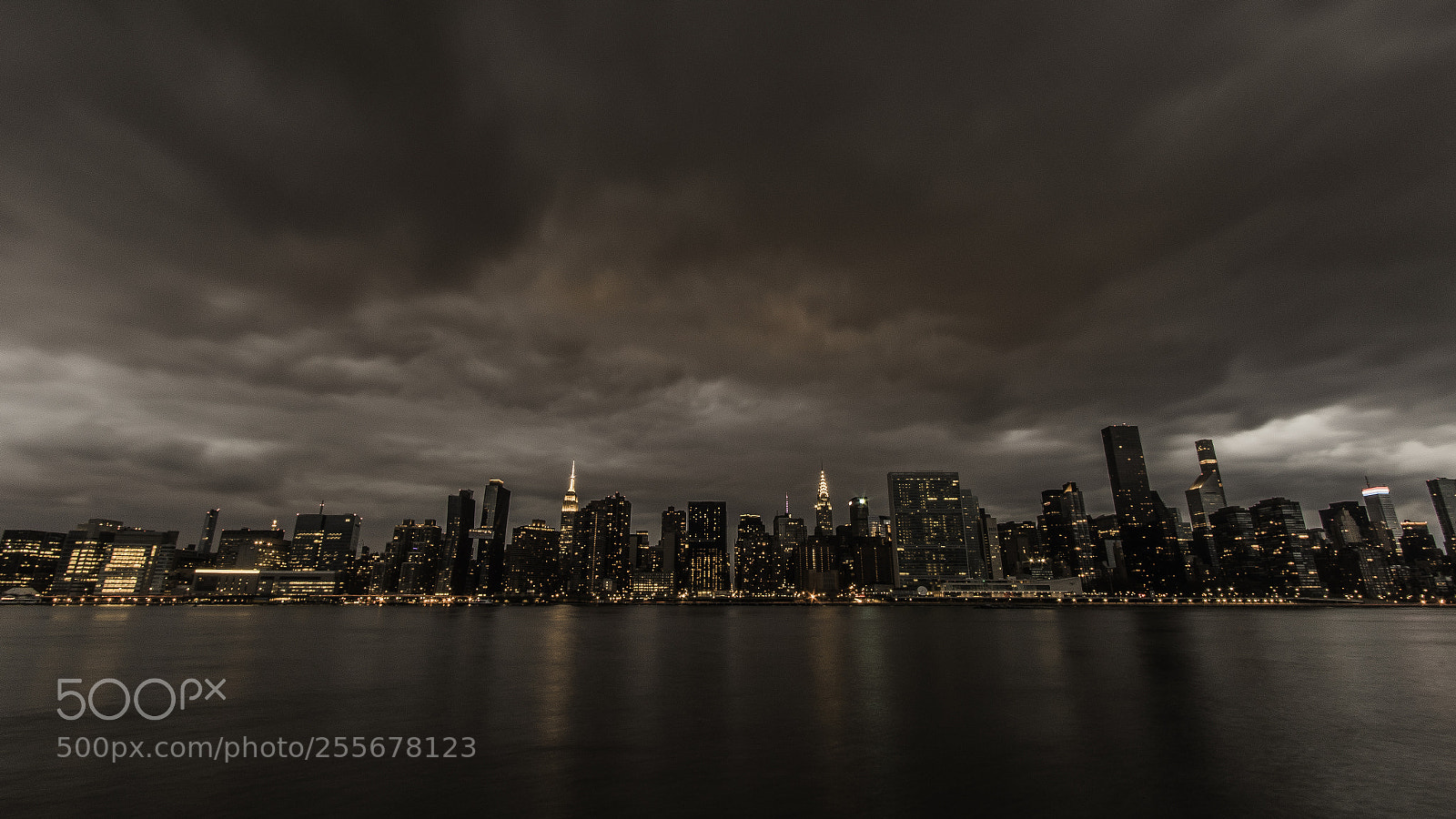 Canon EOS 7D Mark II sample photo. Long island city photography