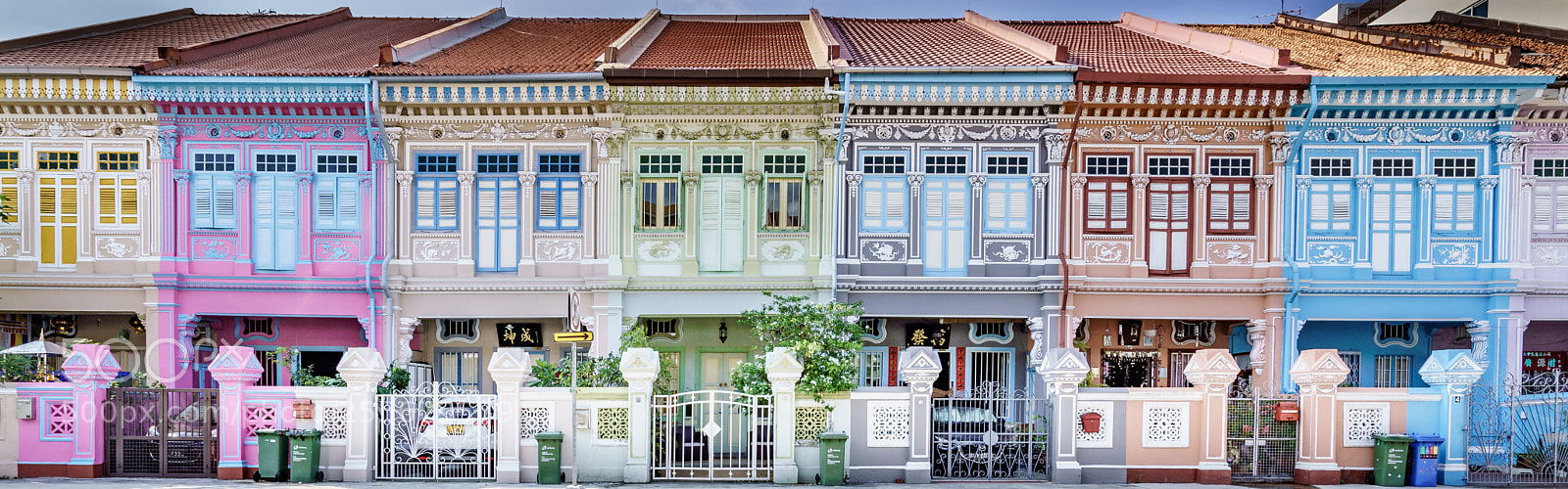 Sony a7R III sample photo. Peranankan houses photography